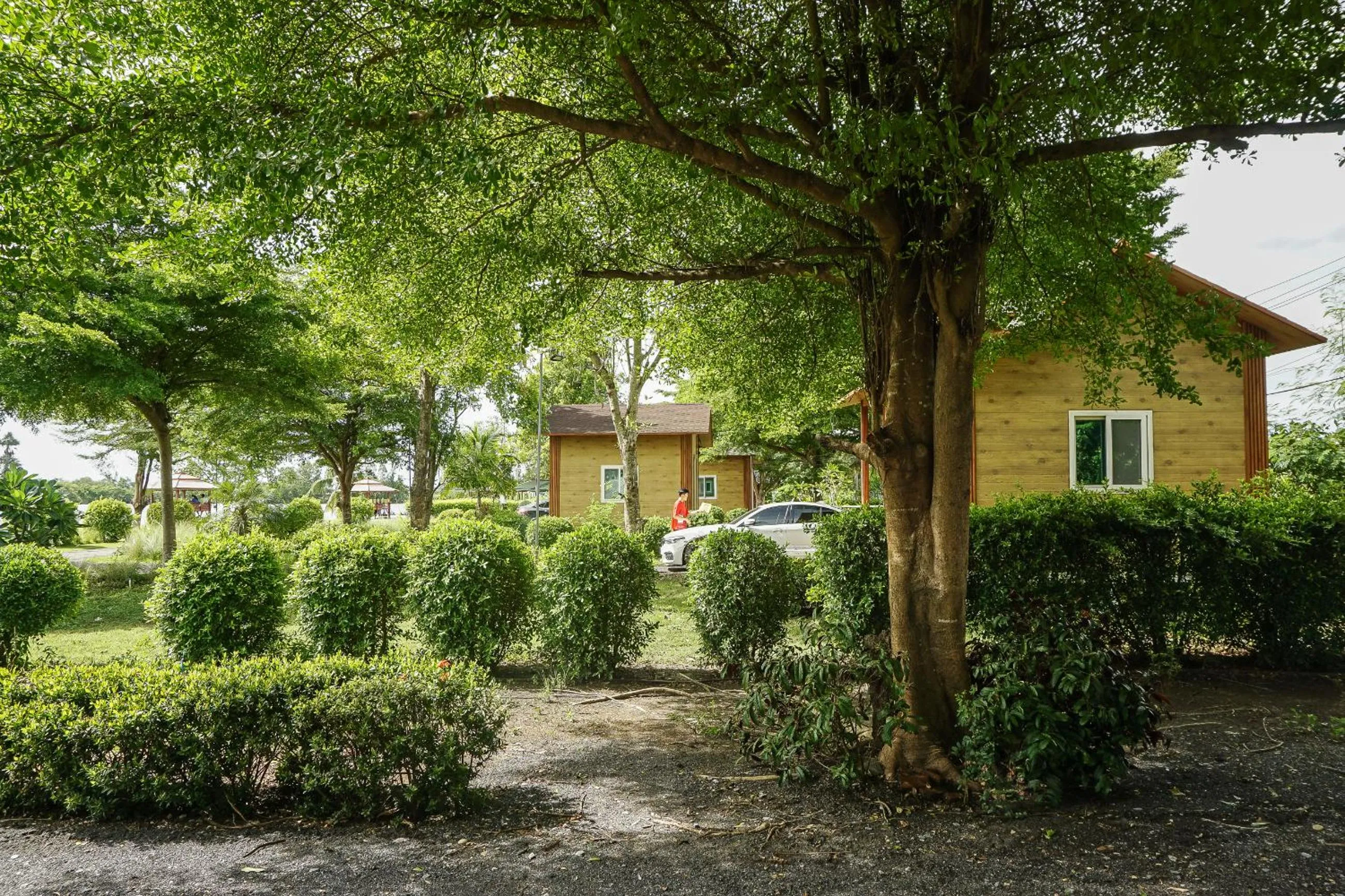 Garden view in Beung Sampathuan Nakornchaisri Resort