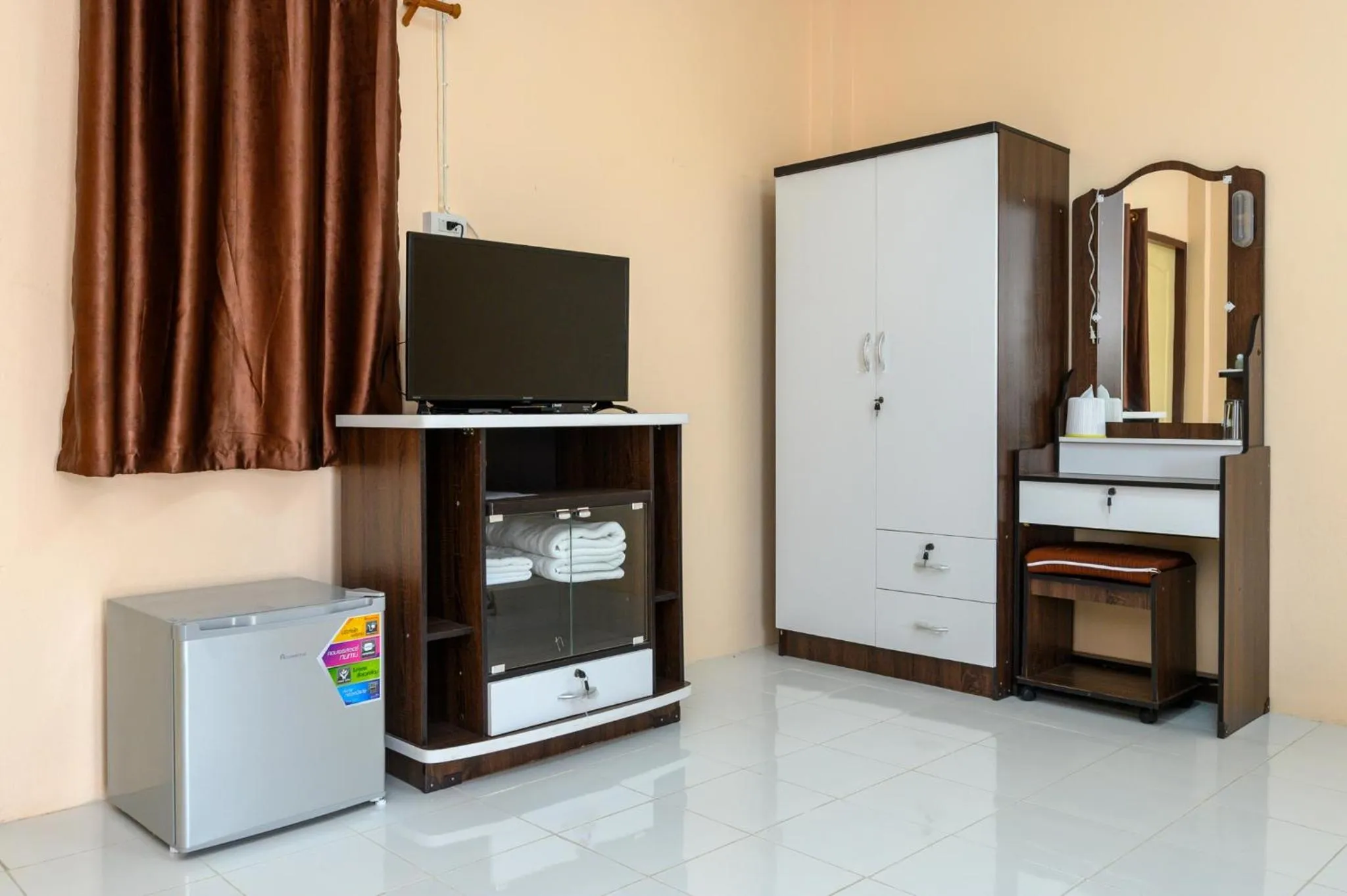 TV and multimedia in Beung Sampathuan Nakornchaisri Resort