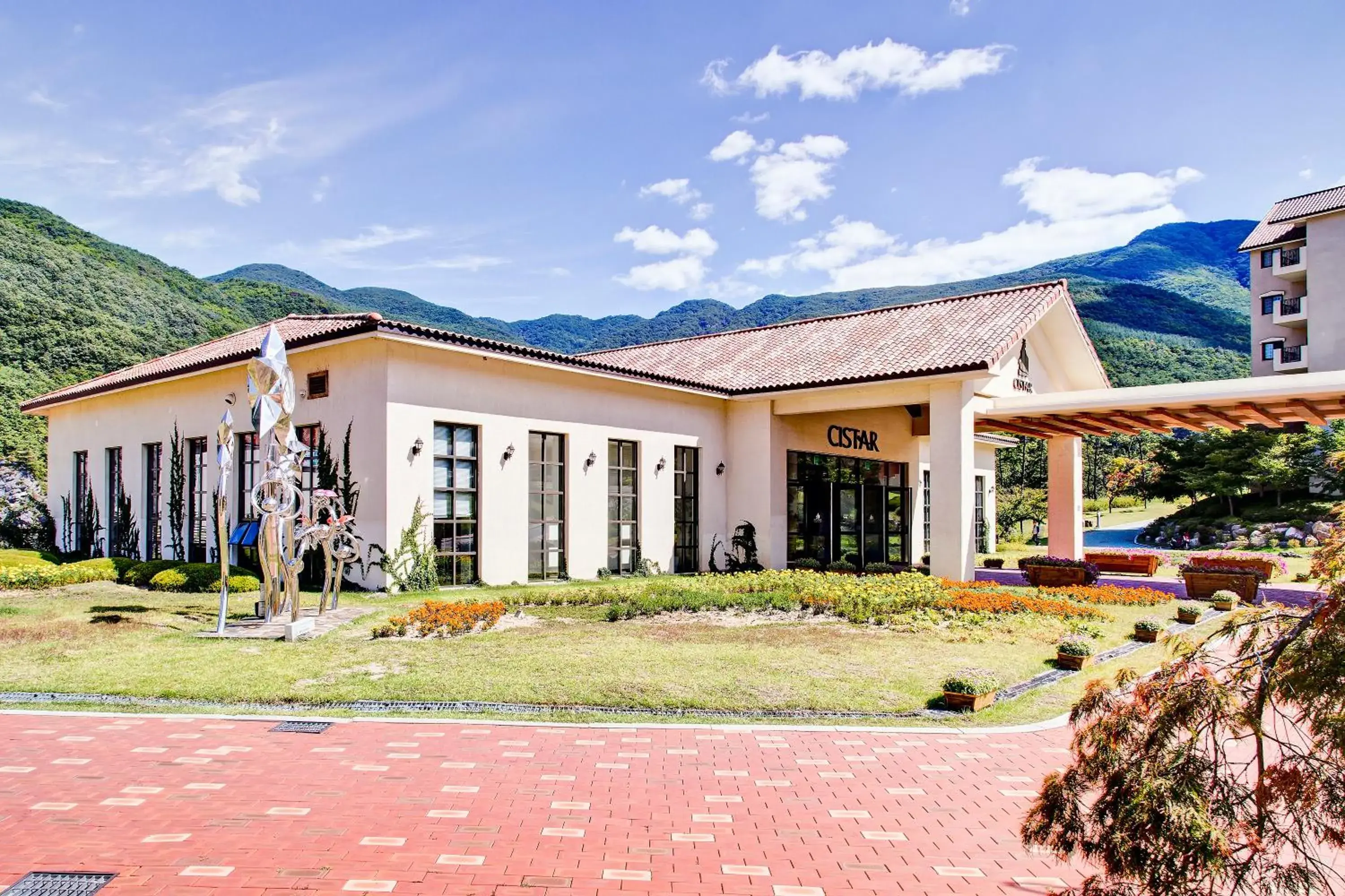 Property building in Tops10 Resort Donggang Cistar Property building in Tops10 Resort Donggang Cistar