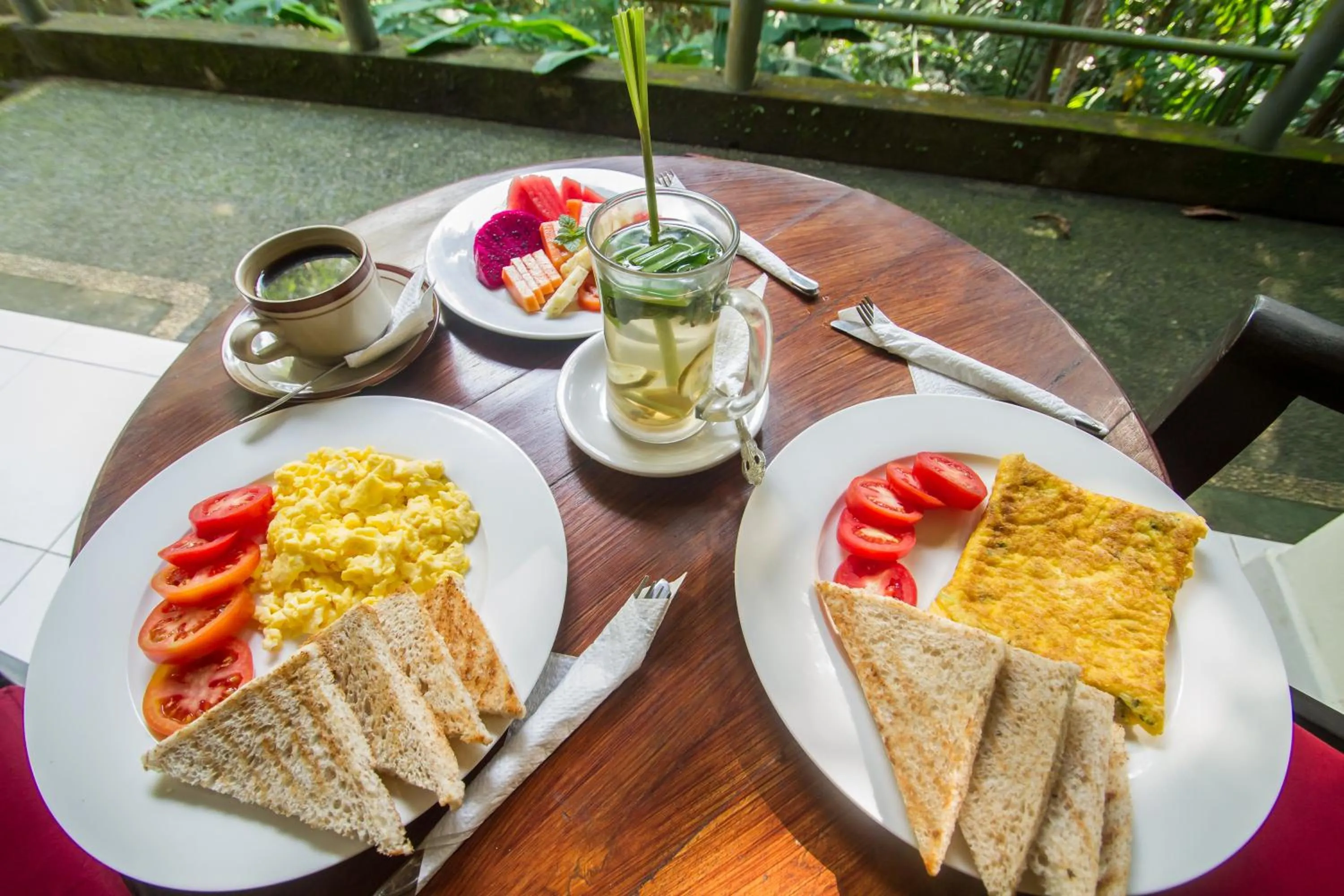 Food and drinks in Omah D'Taman by EPS