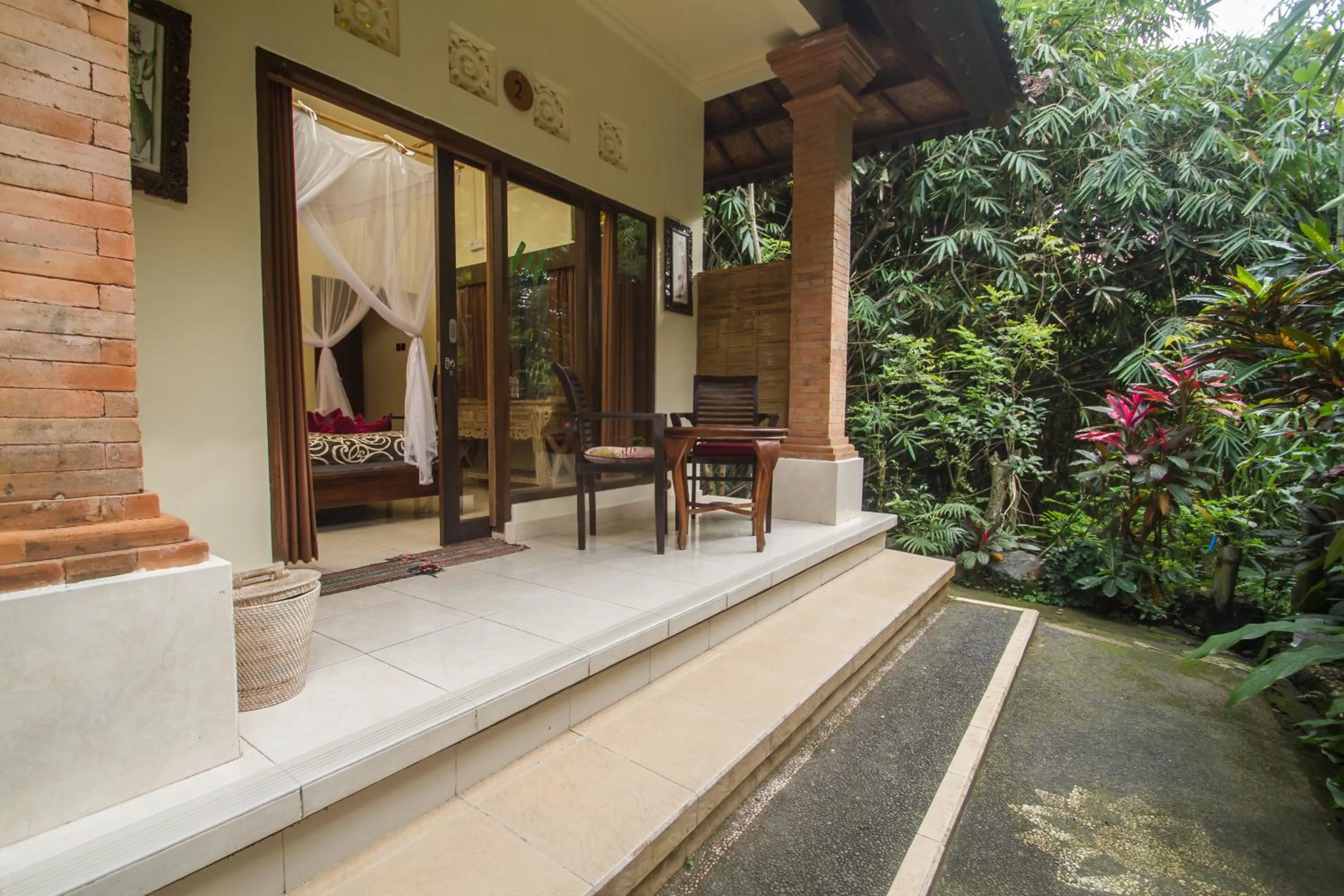 Property building in Omah D'Taman by EPS