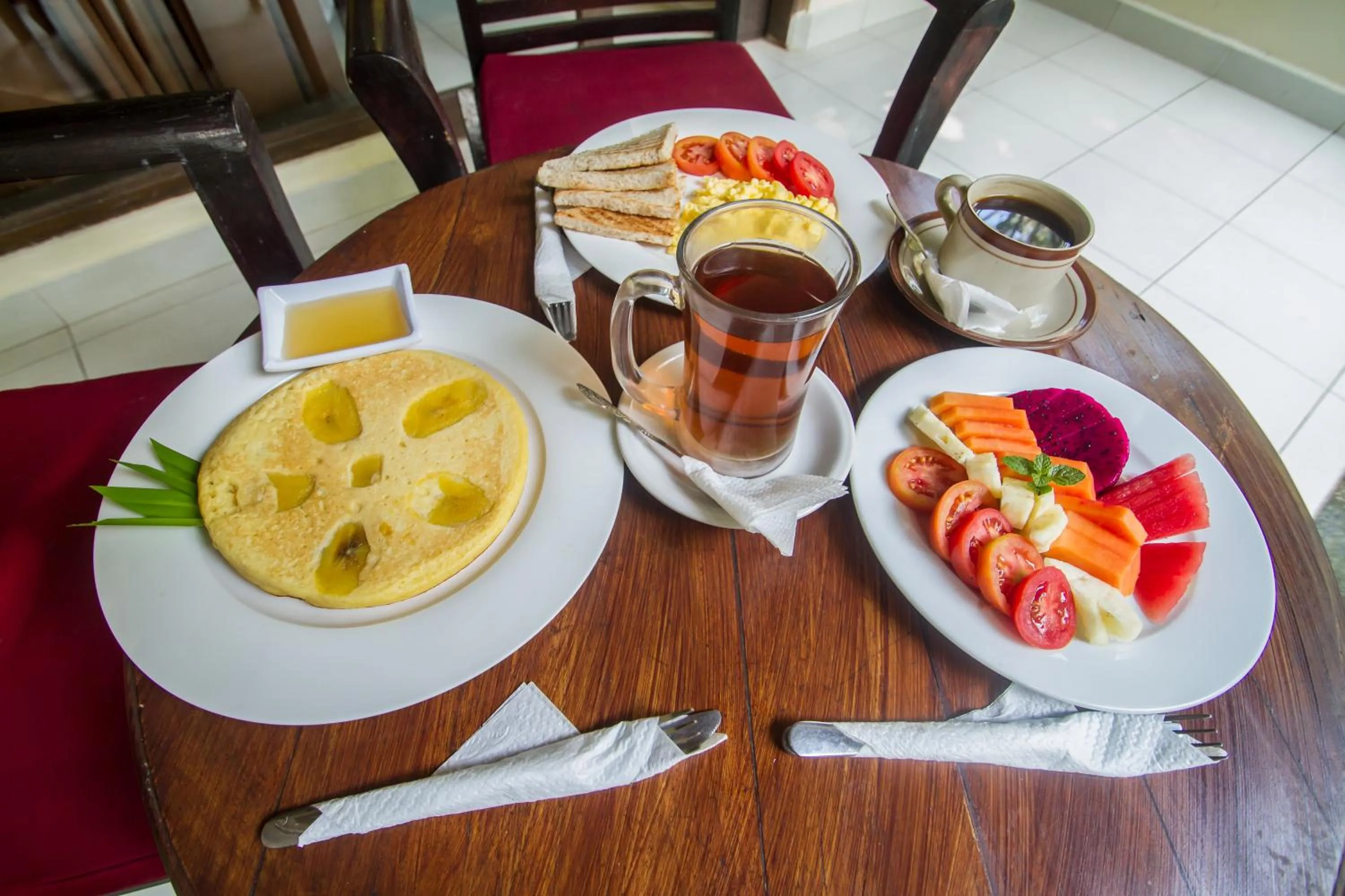 Food and drinks in Omah D'Taman by EPS