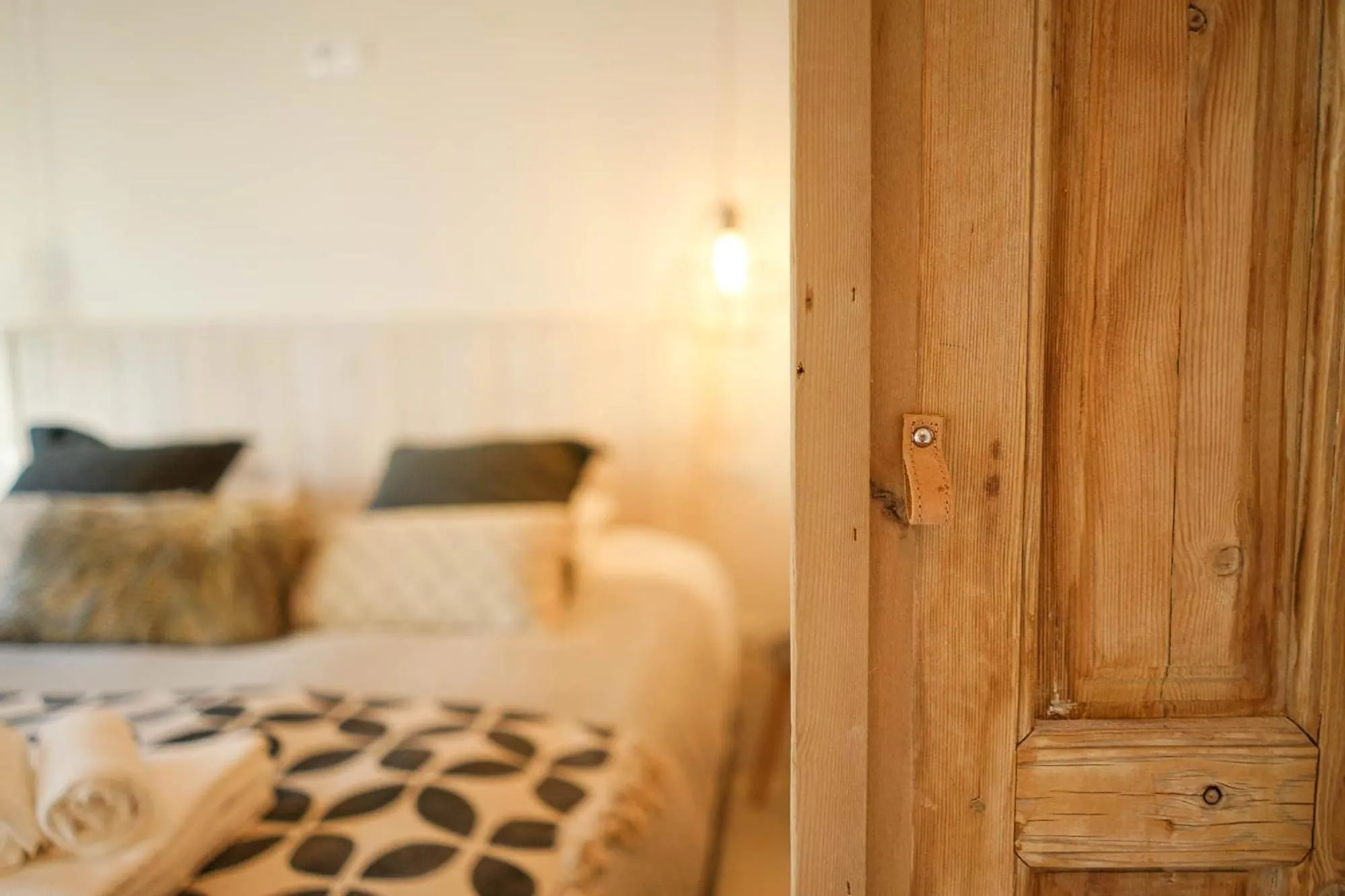 Decorative detail, Bed in Ronda Center Apartments with Pool