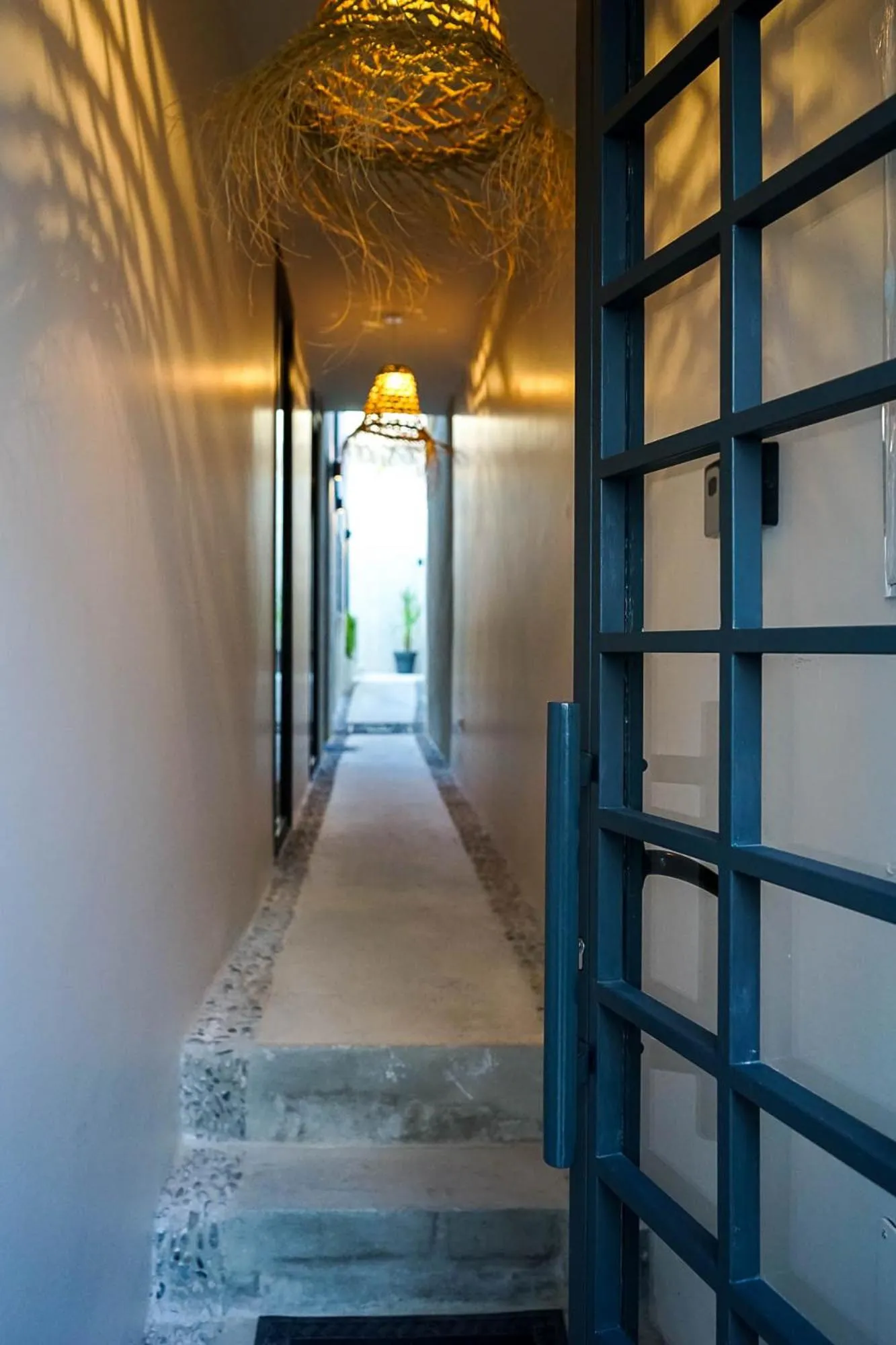 Facade/entrance in Ronda Center Apartments with Pool