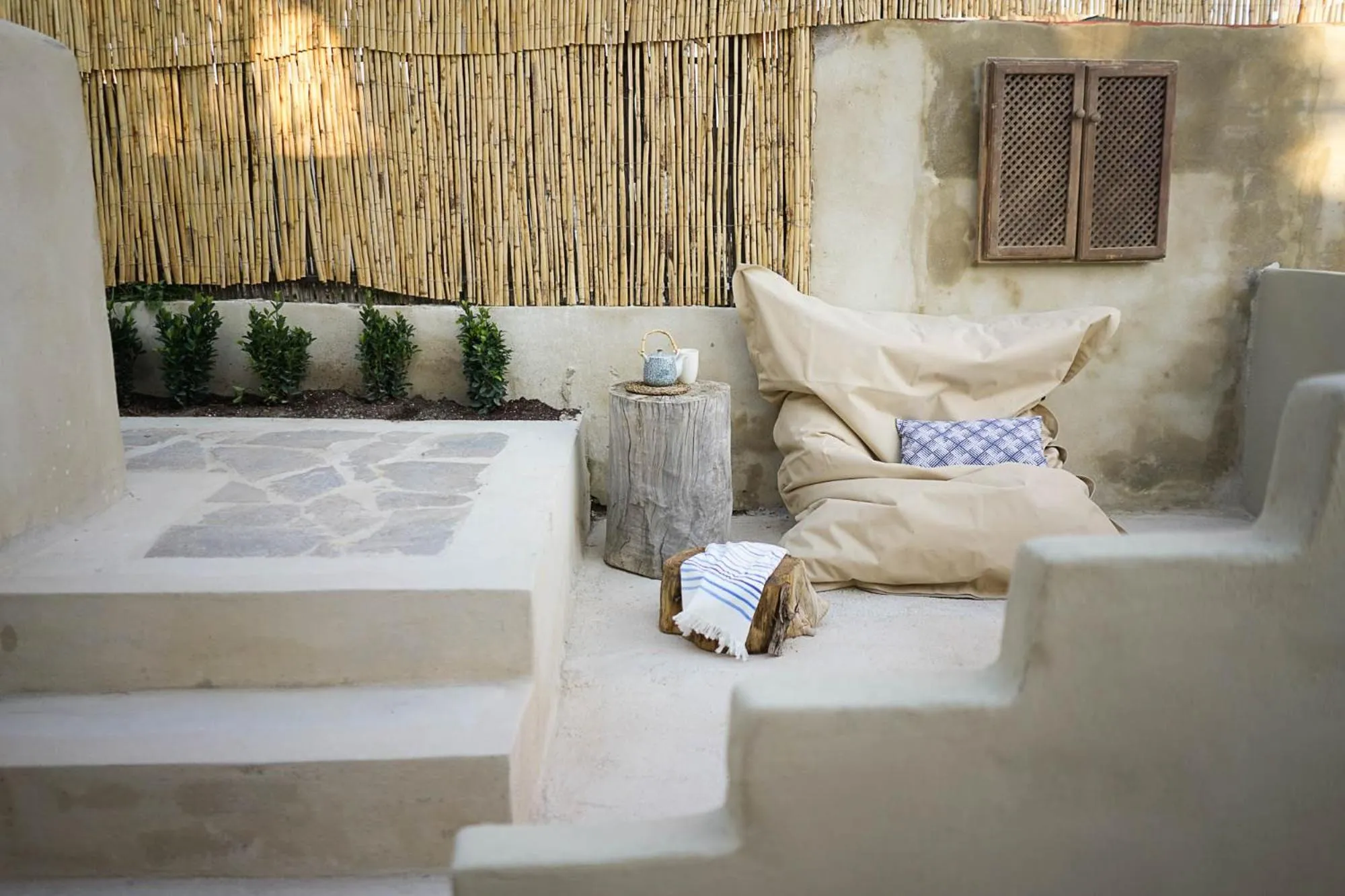Patio in Ronda Center Apartments with Pool
