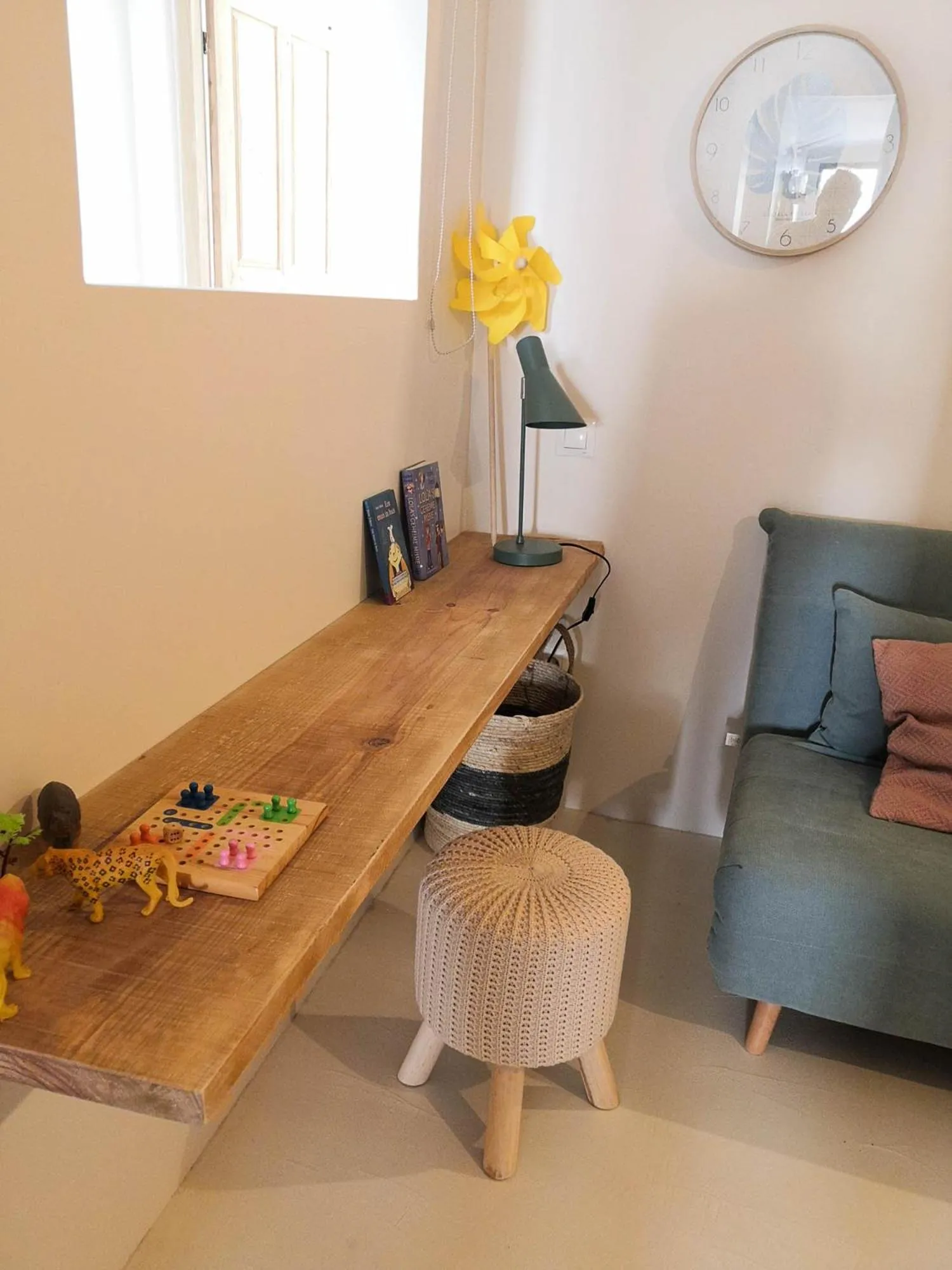 Living room in Ronda Center Apartments with Pool