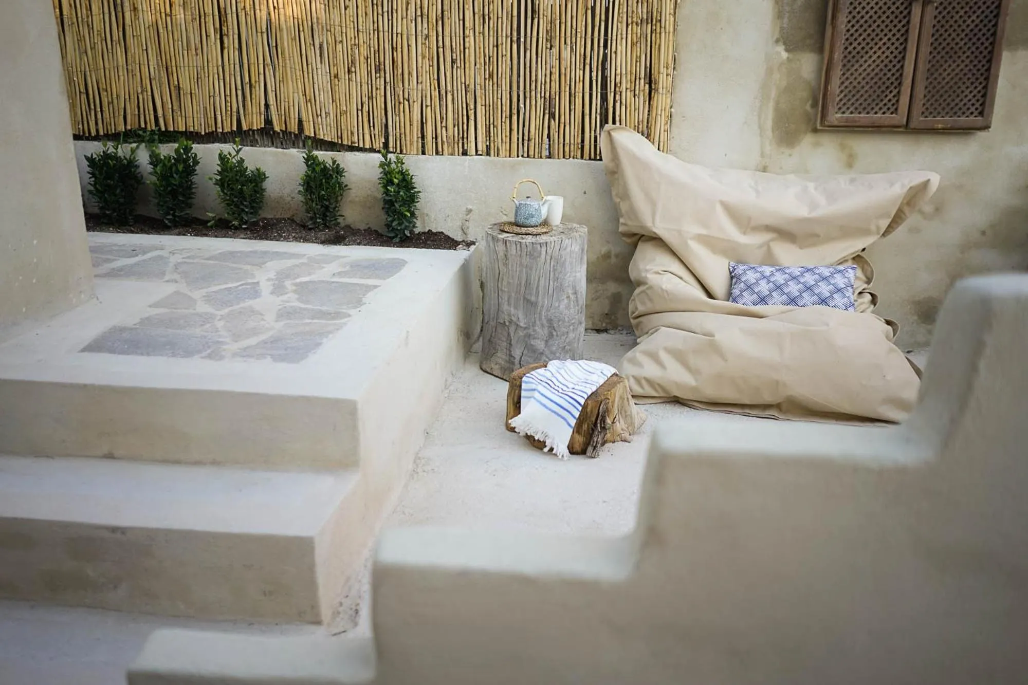 Patio in Ronda Center Apartments with Pool