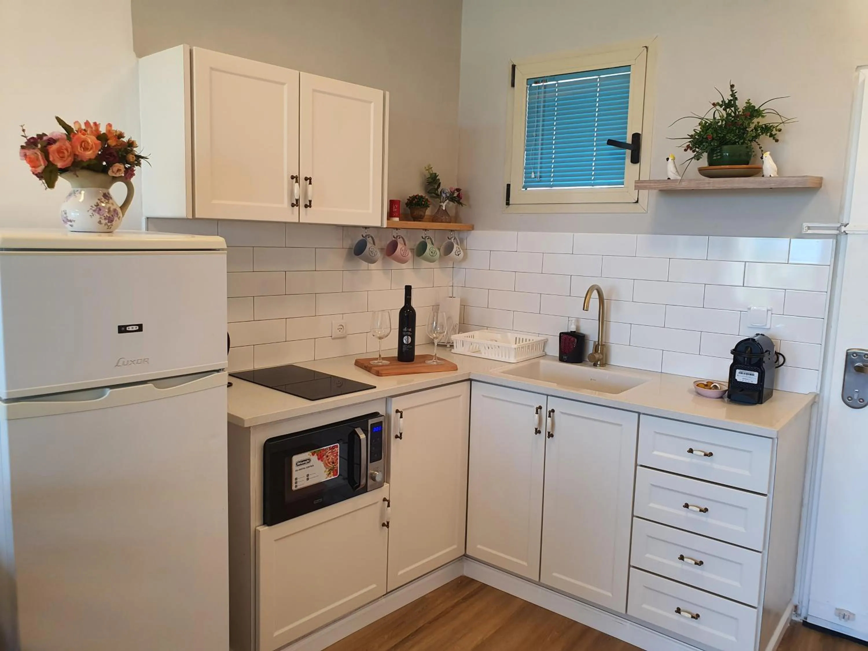 Coffee/tea facilities in Boutique Apartments Caesarea