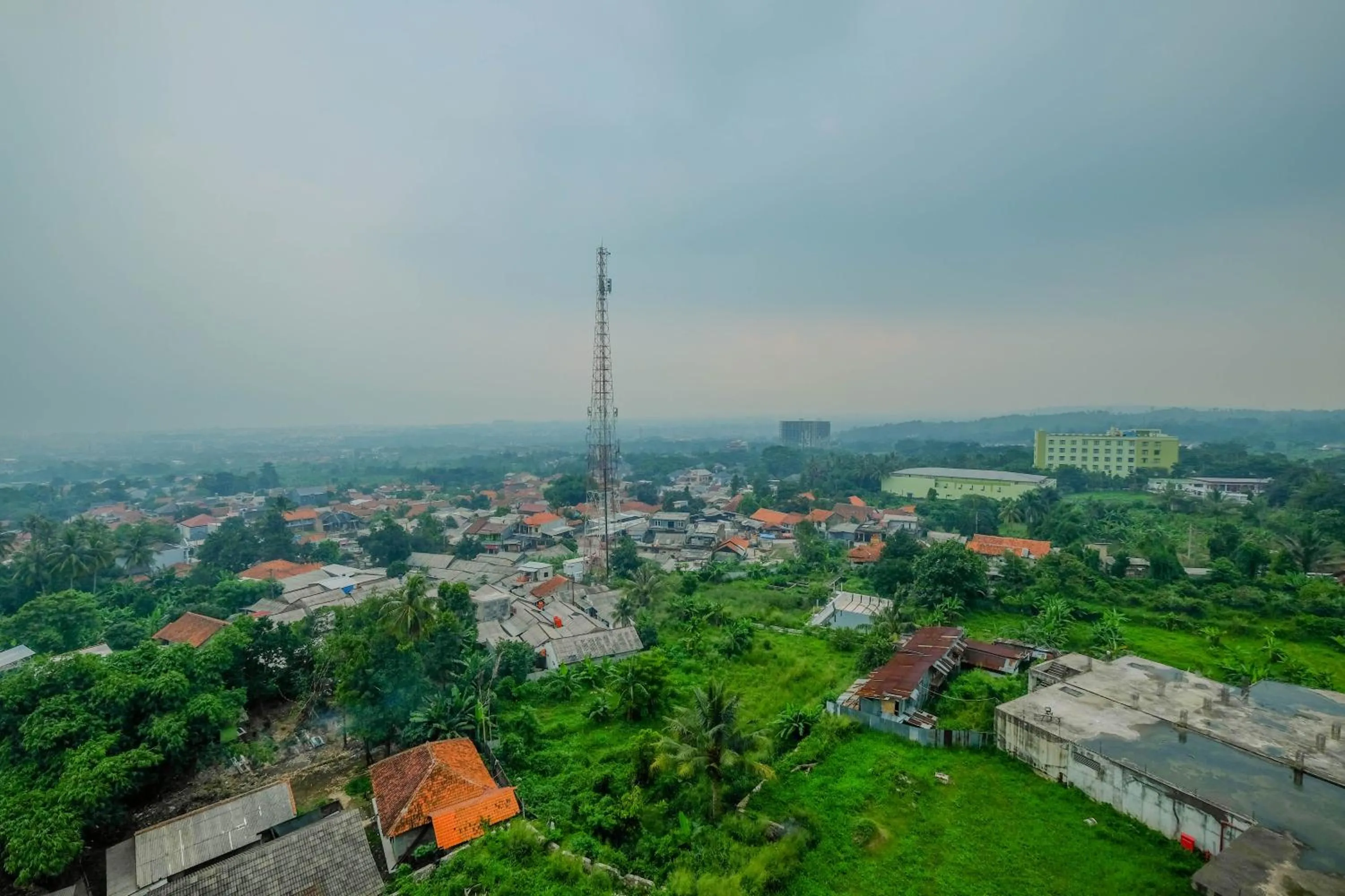 Minimalist Studio Apartment at Bogorienze By Travelio