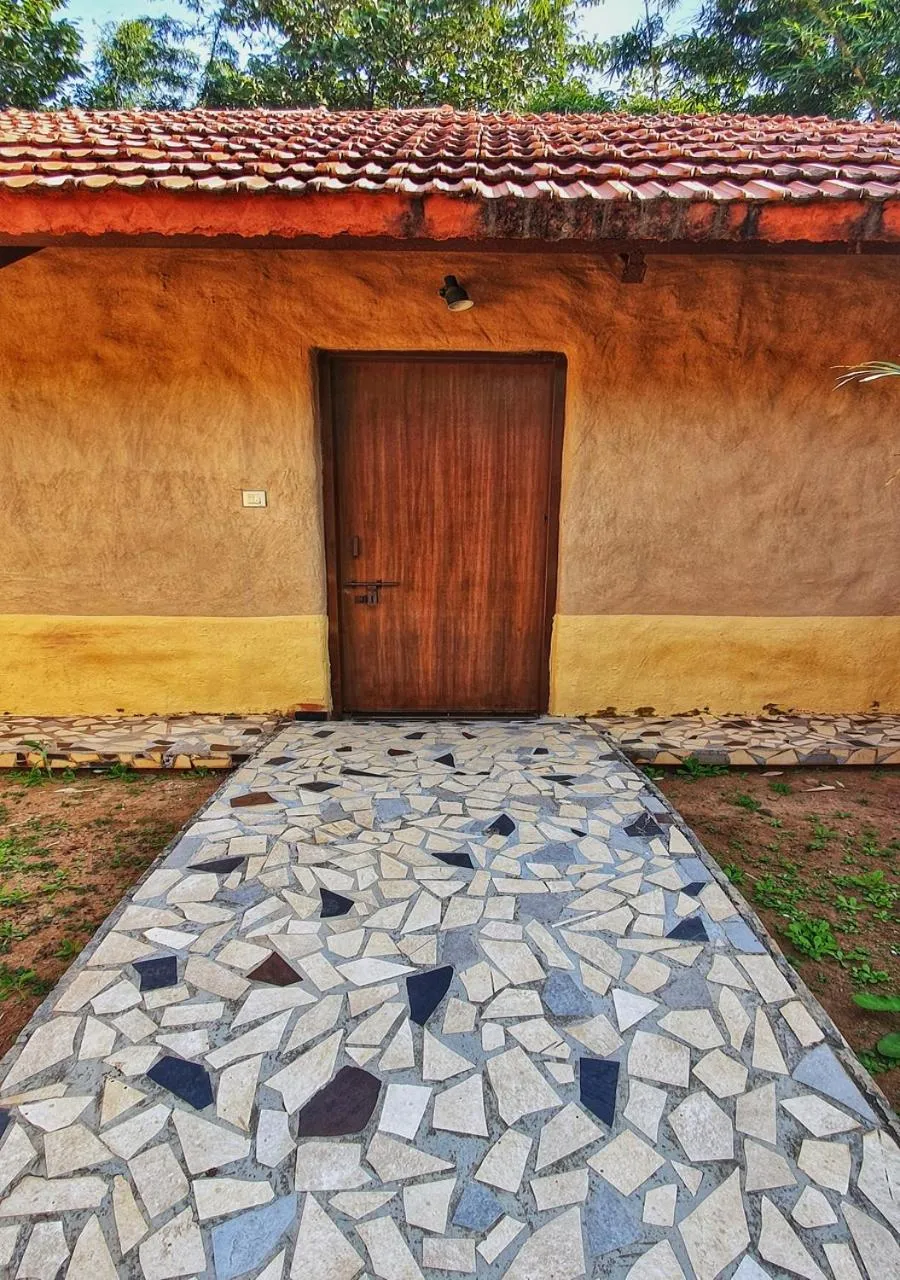 Facade/entrance in Greetoe Celebration Van Vilas