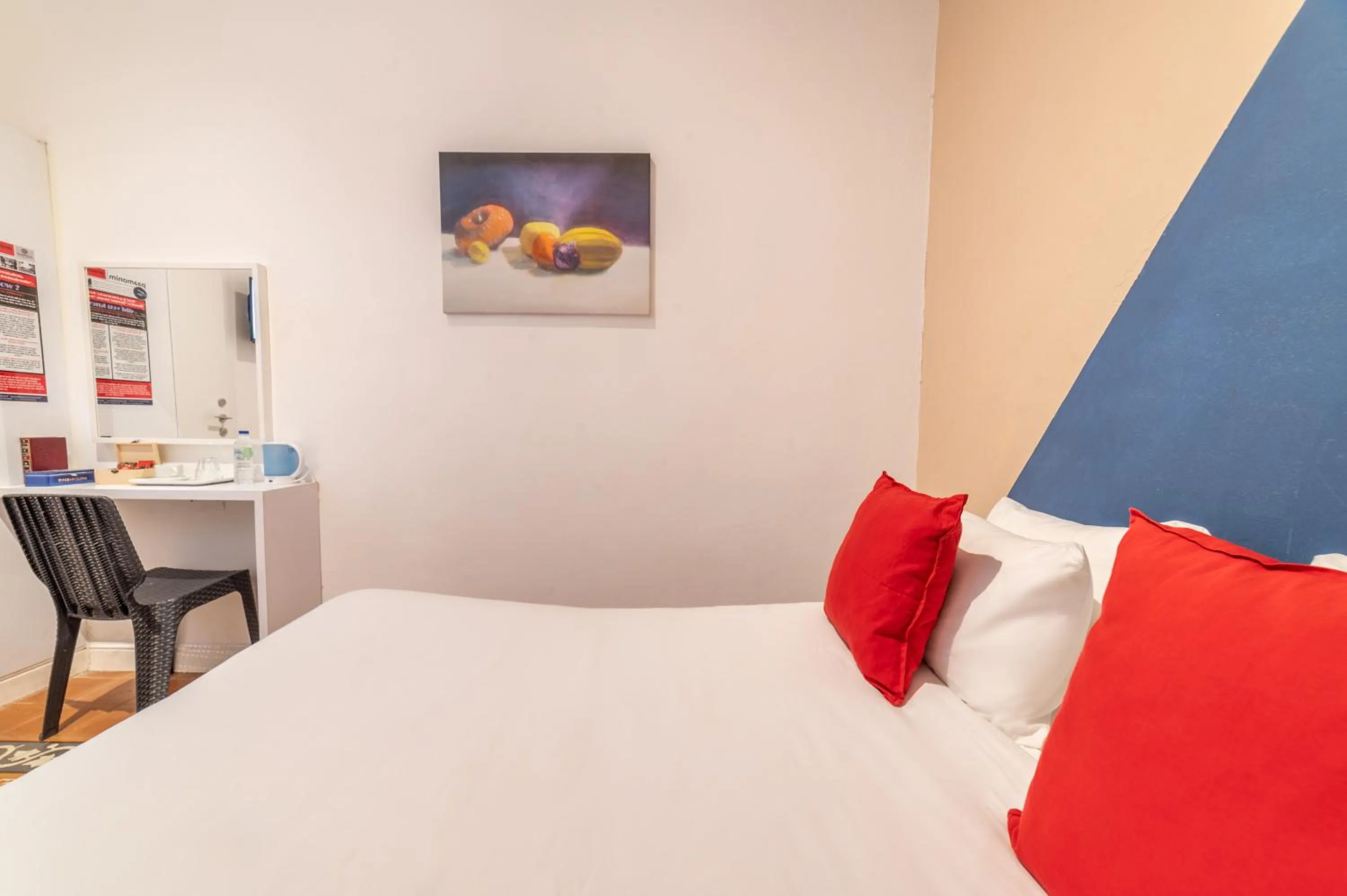 Bed in Paamonim Central Studios