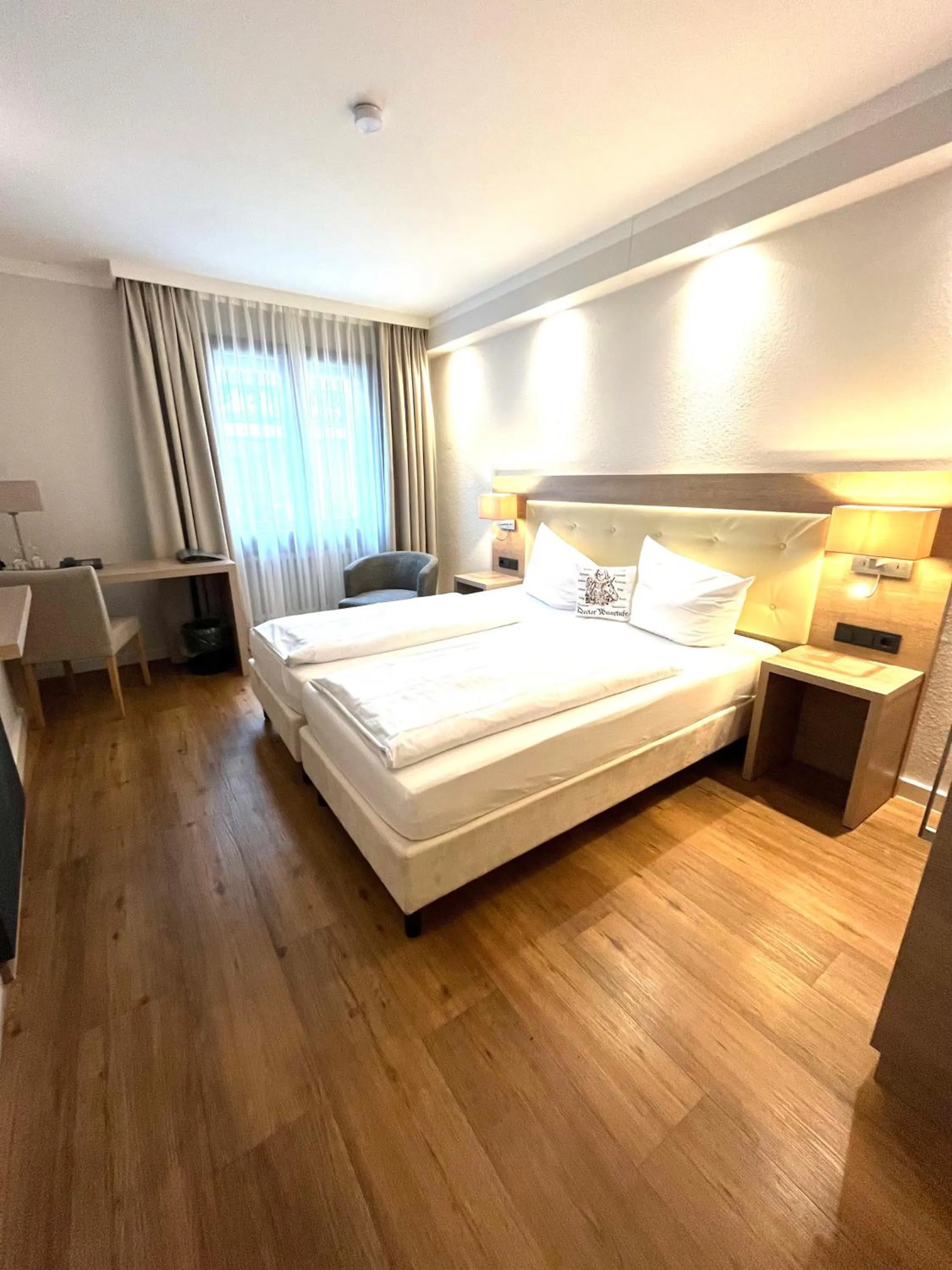 Hotel Doctor Weinstube