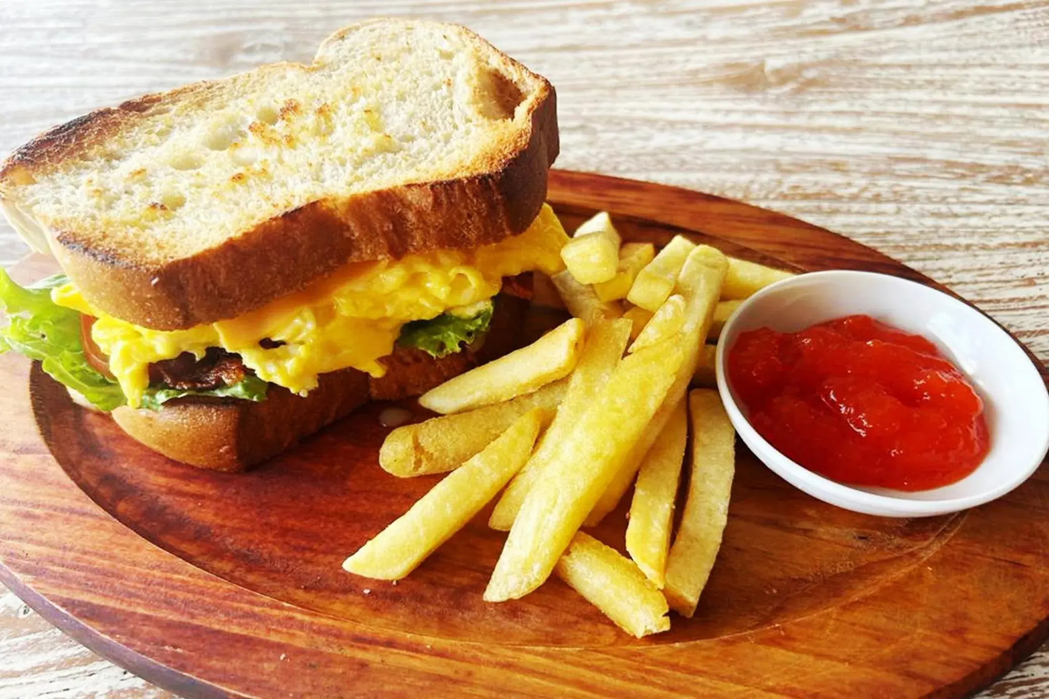 Restaurant/places to eat in Tirtha Khayangan Restaurant/places to eat in Tirtha Khayangan