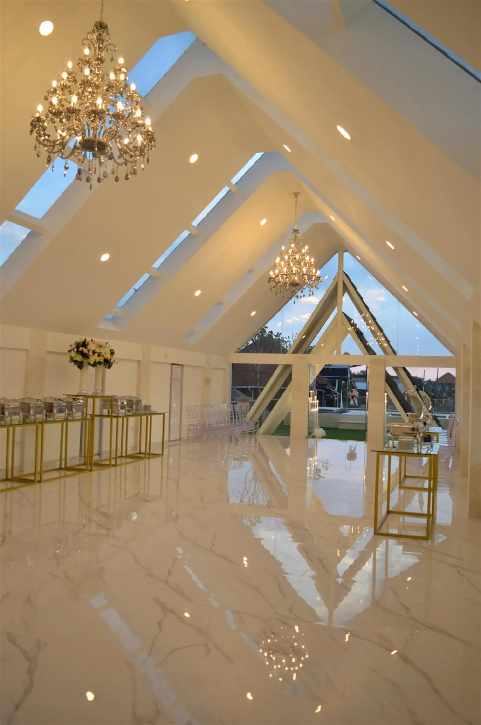 Property building in Tirtha Khayangan Property building in Tirtha Khayangan