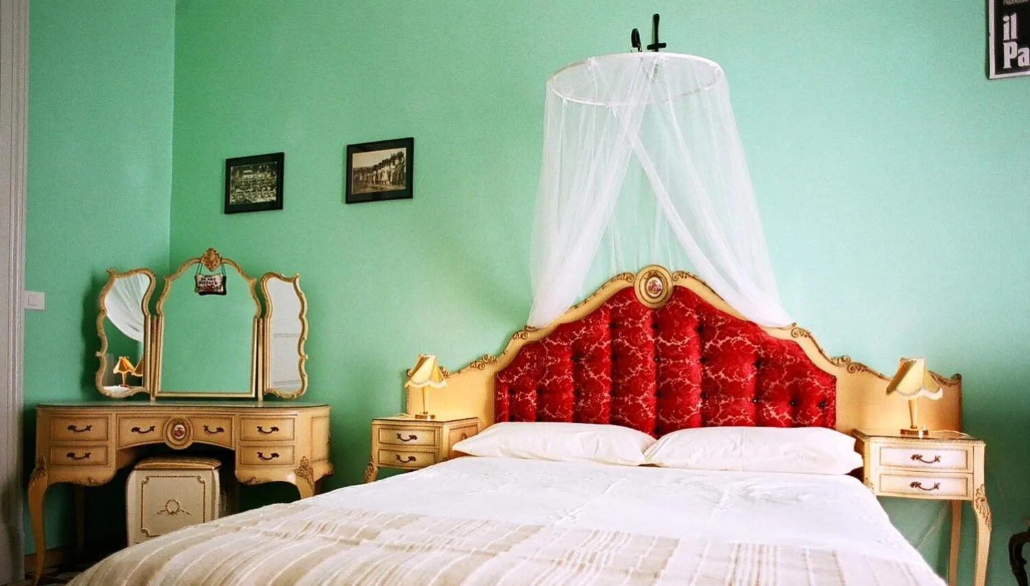 Photo of the whole room, Bed in 5 Balconi B&B