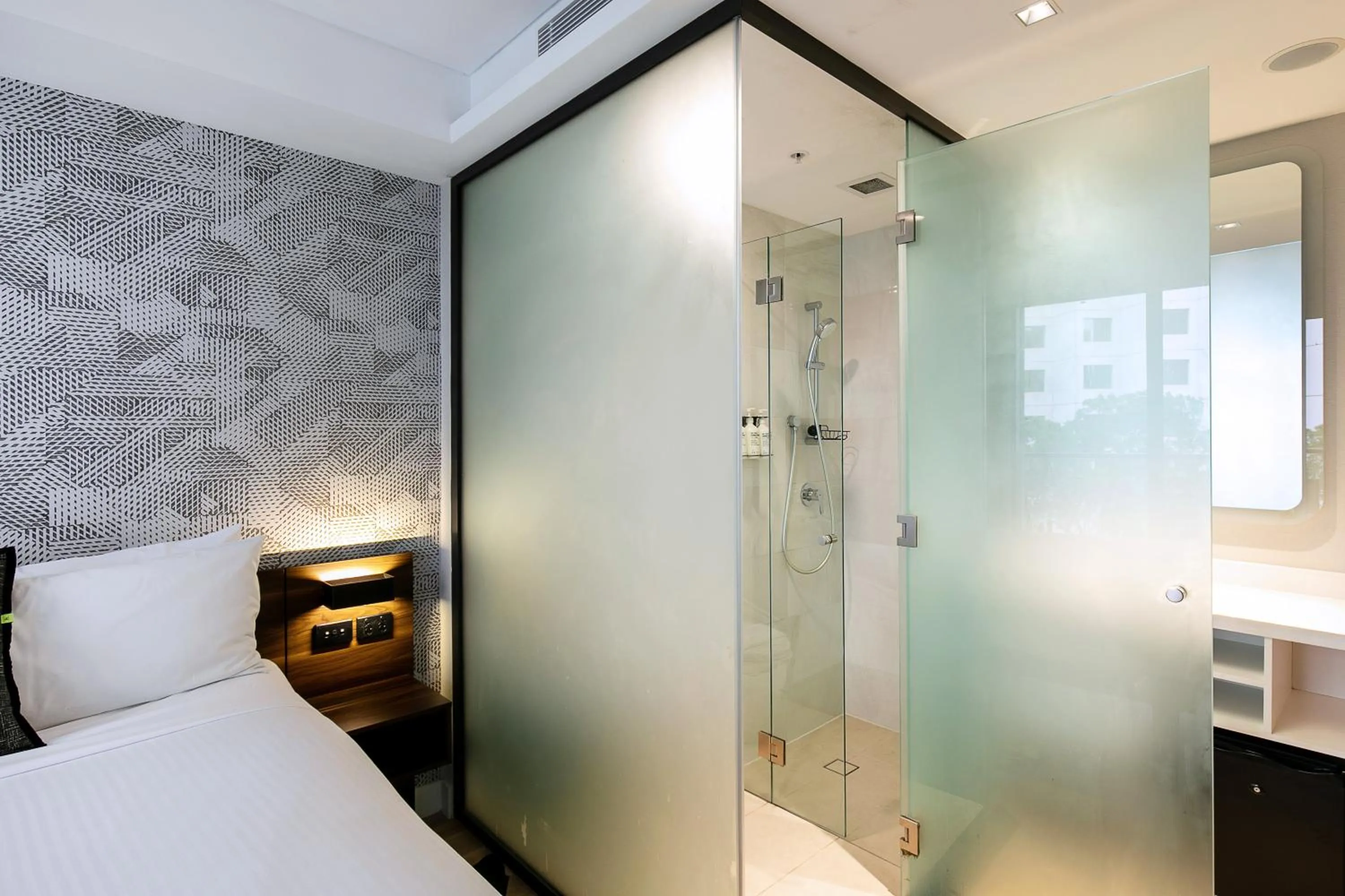 Bedroom, Bed in Kith Hotel Darling Harbour