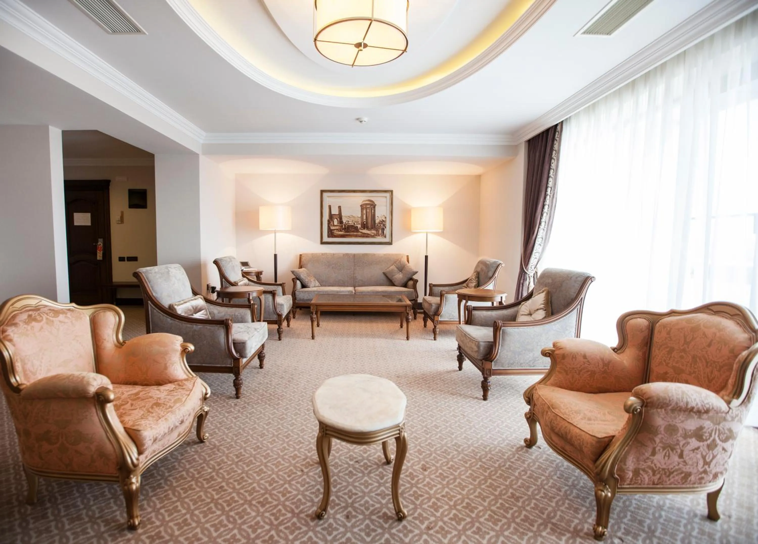 Living room in Chinar Health Hotel Naftalan