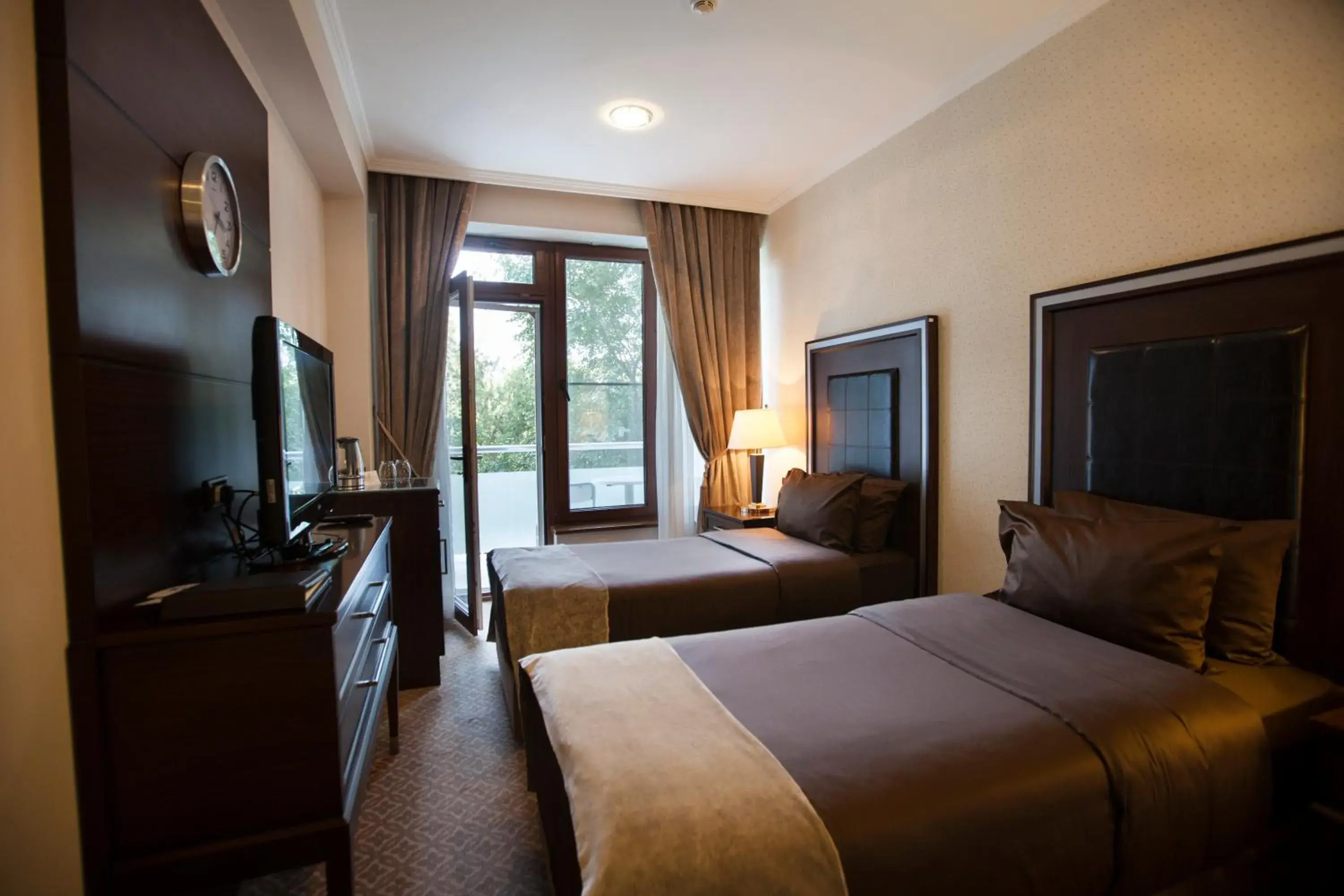 Standard Twin Room in Chinar Health Hotel Naftalan Standard Twin Room in Chinar Health Hotel Naftalan