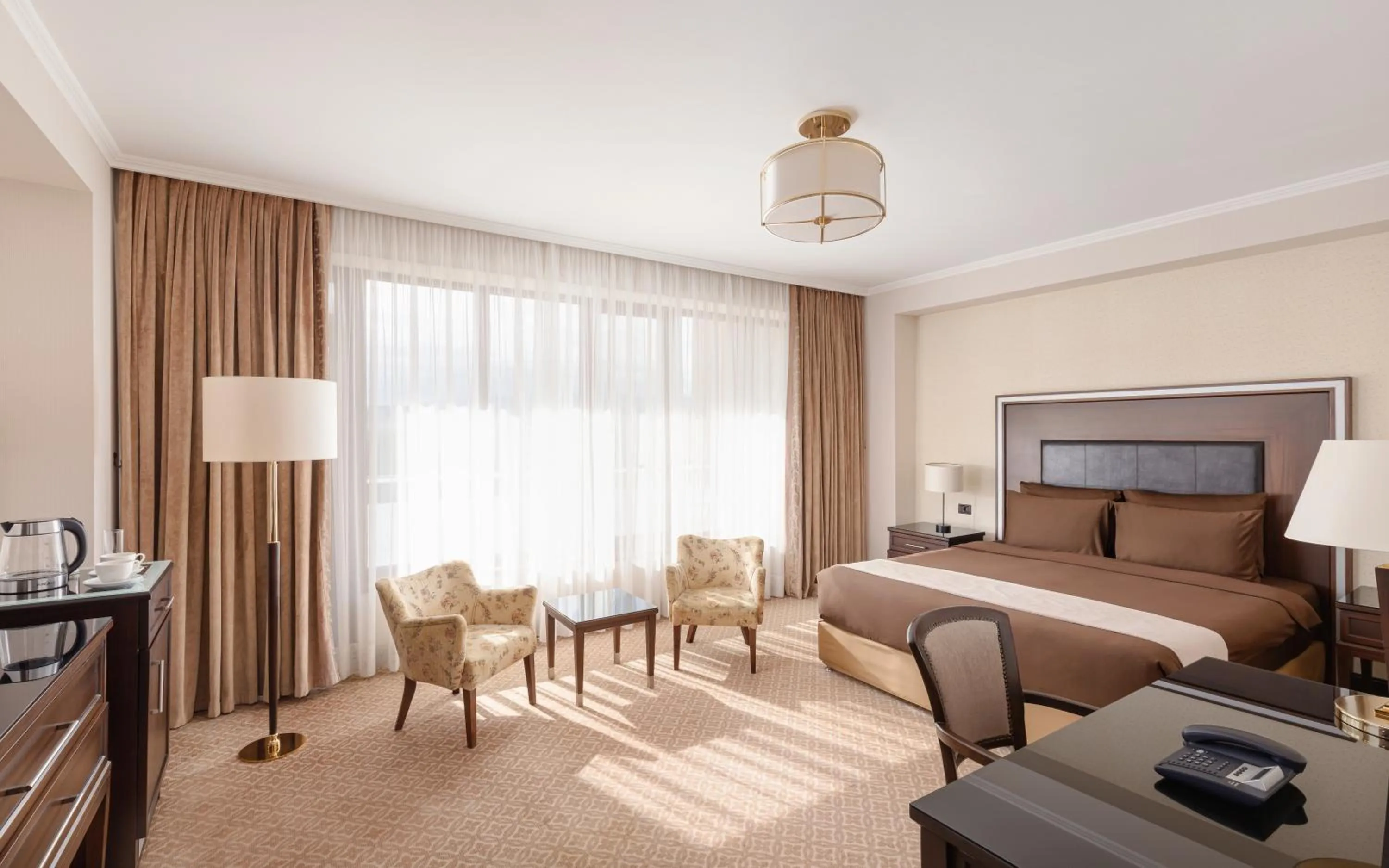 Living room, Bed in Chinar Health Hotel Naftalan