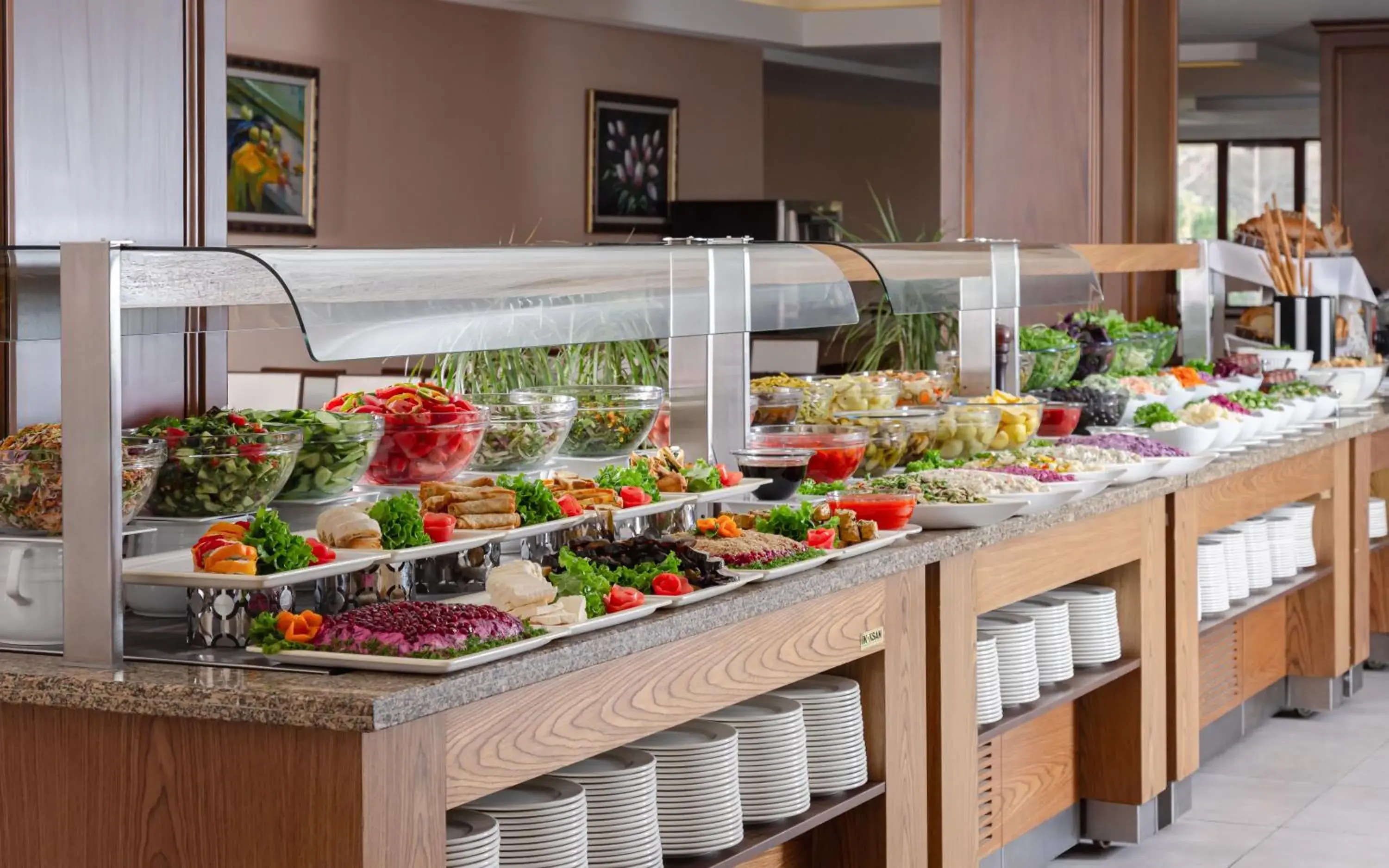 Restaurant/places to eat in Chinar Health Hotel Naftalan Restaurant/places to eat in Chinar Health Hotel Naftalan