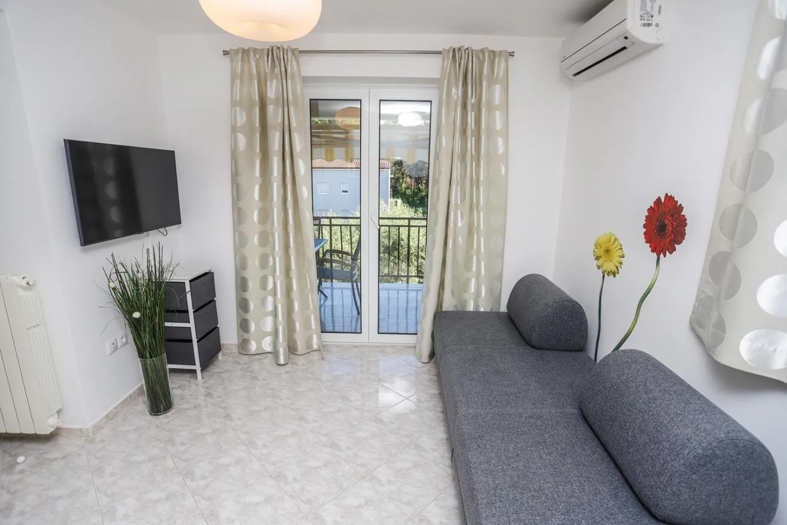 TV and multimedia in Apartments Silvano
