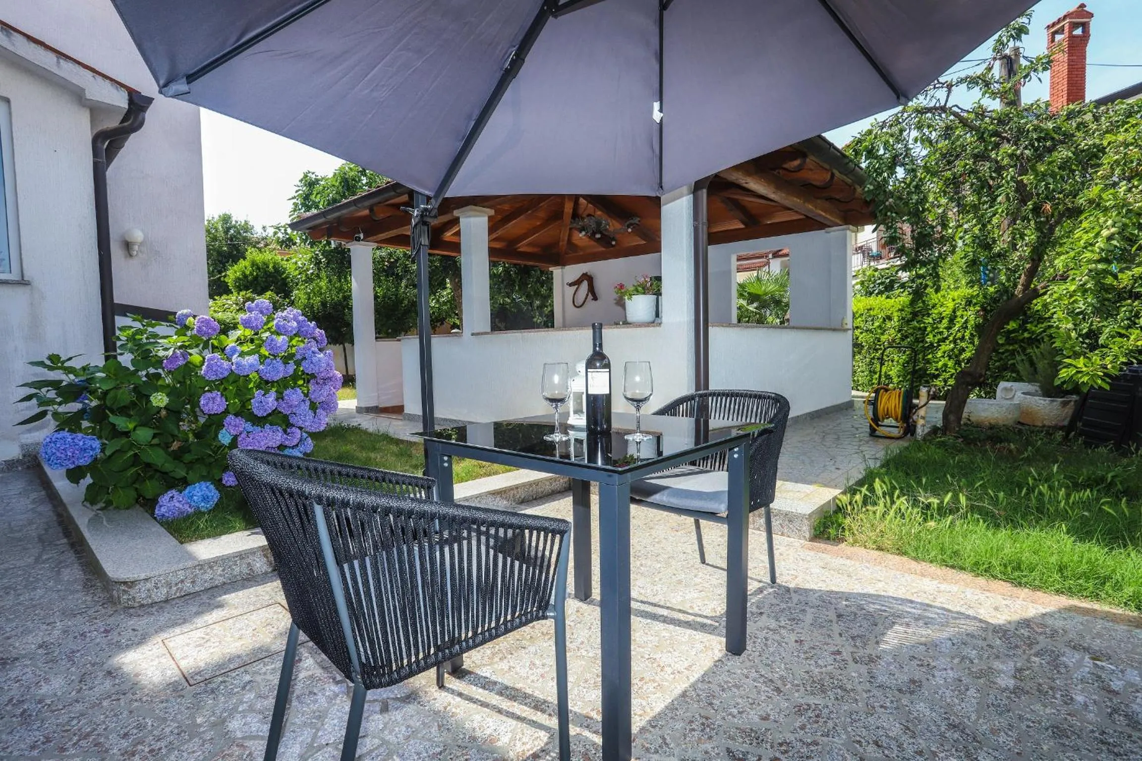 Patio in Apartments Silvano