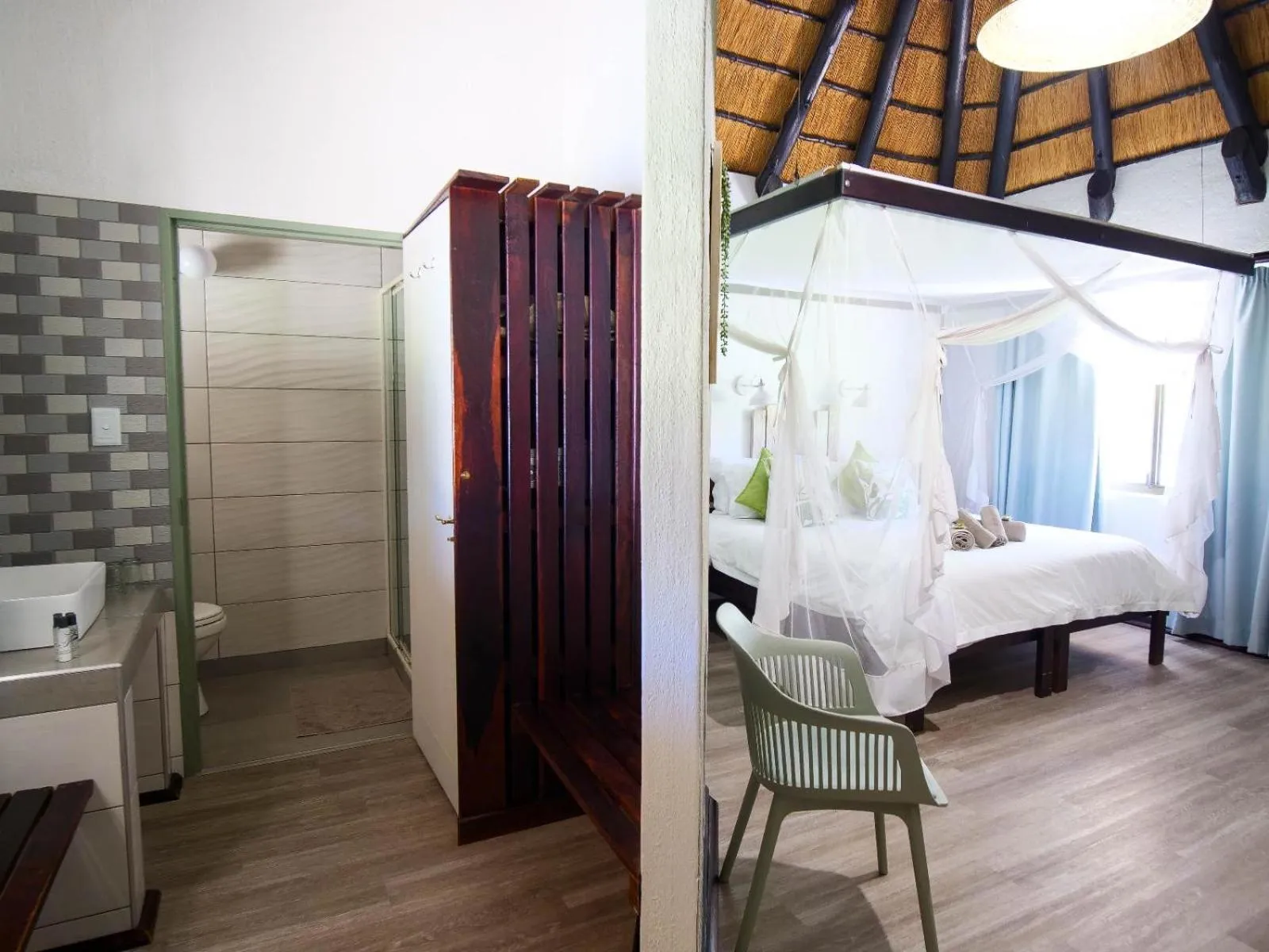 Bed in Okahandja Country Hotel