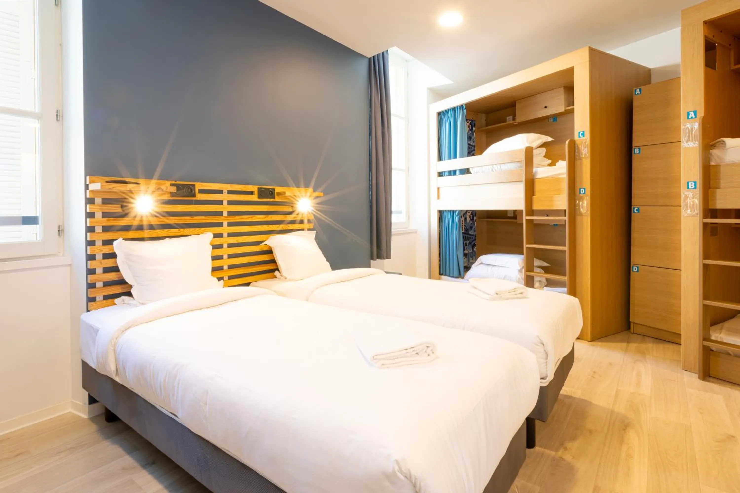 Bed in The People - Marseille