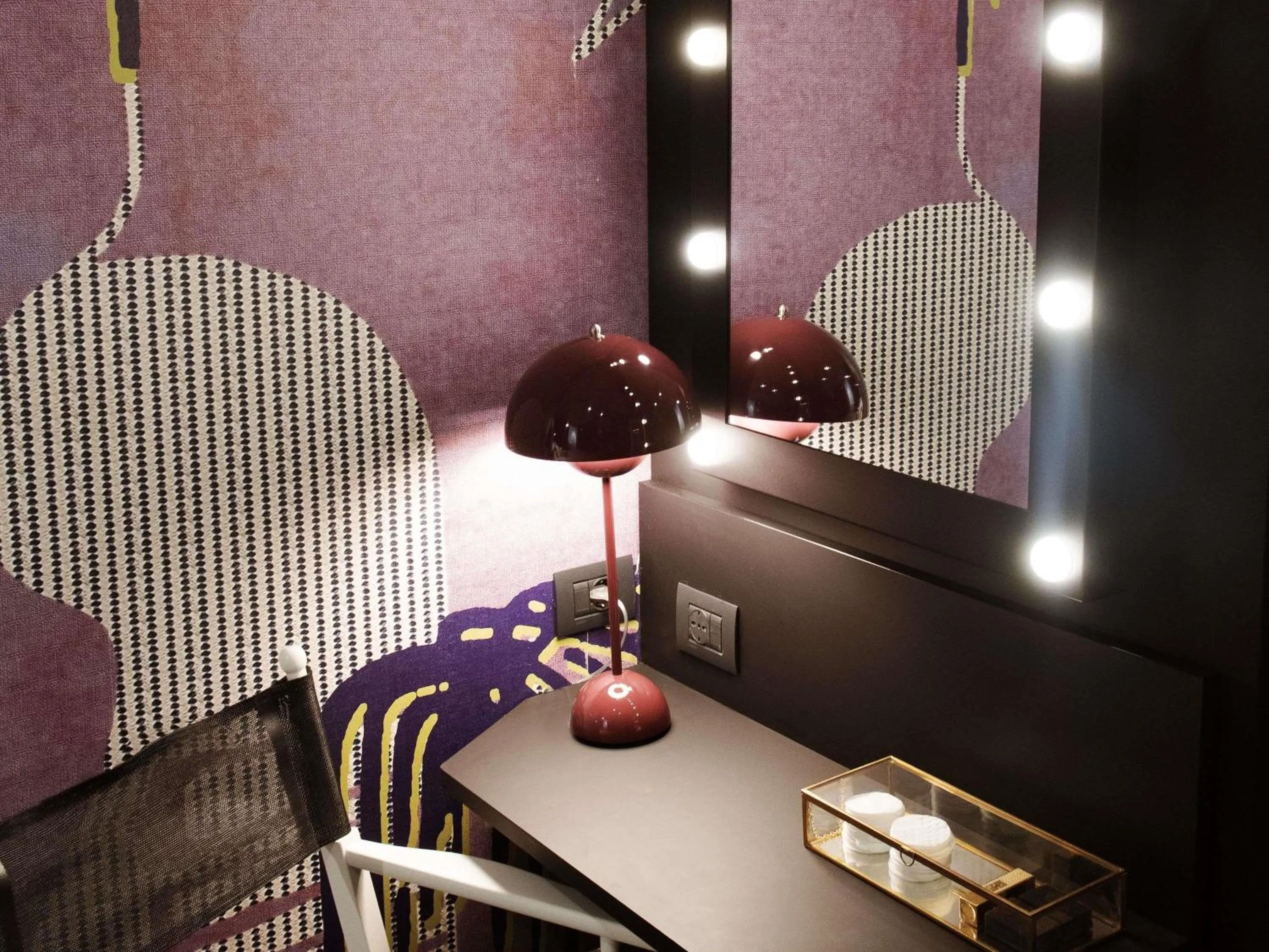 Bedroom in Mercure Roma Cinecittà