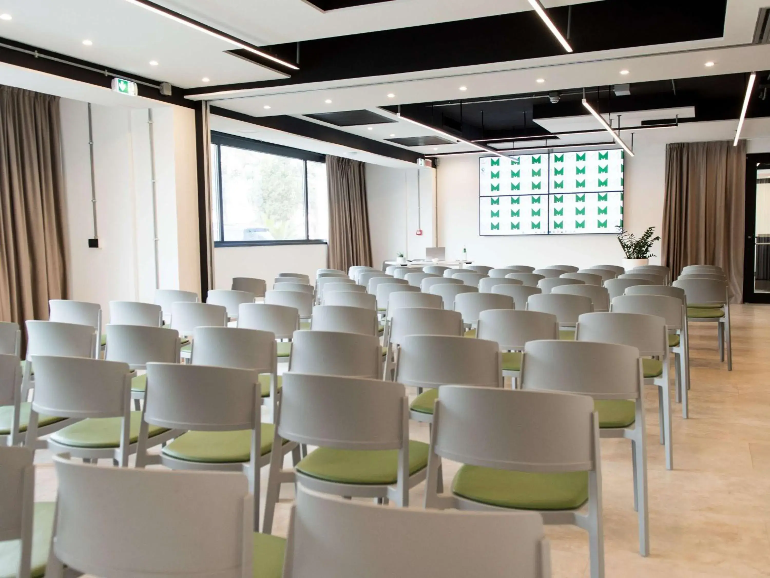 Property building in MOVIE MOVIE HOTEL Property building in MOVIE MOVIE HOTEL