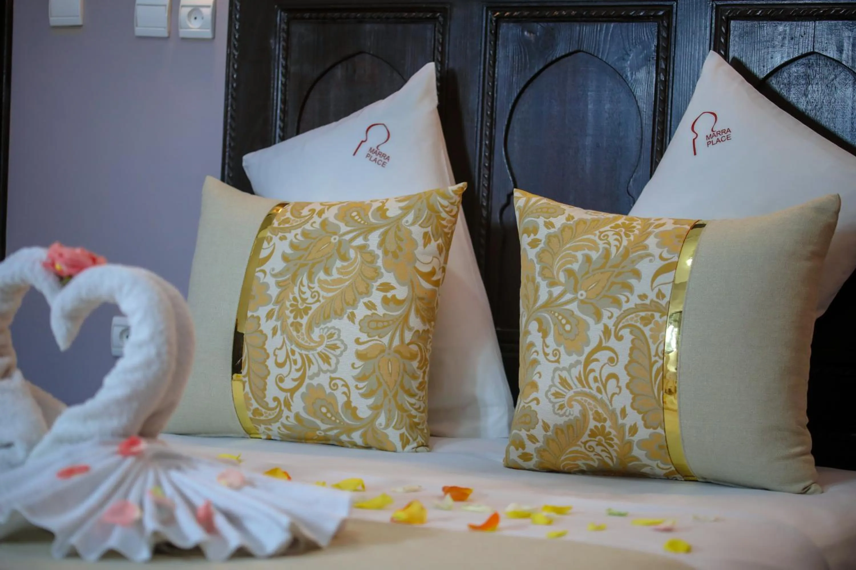 Bed in Riad Hôtel Marraplace