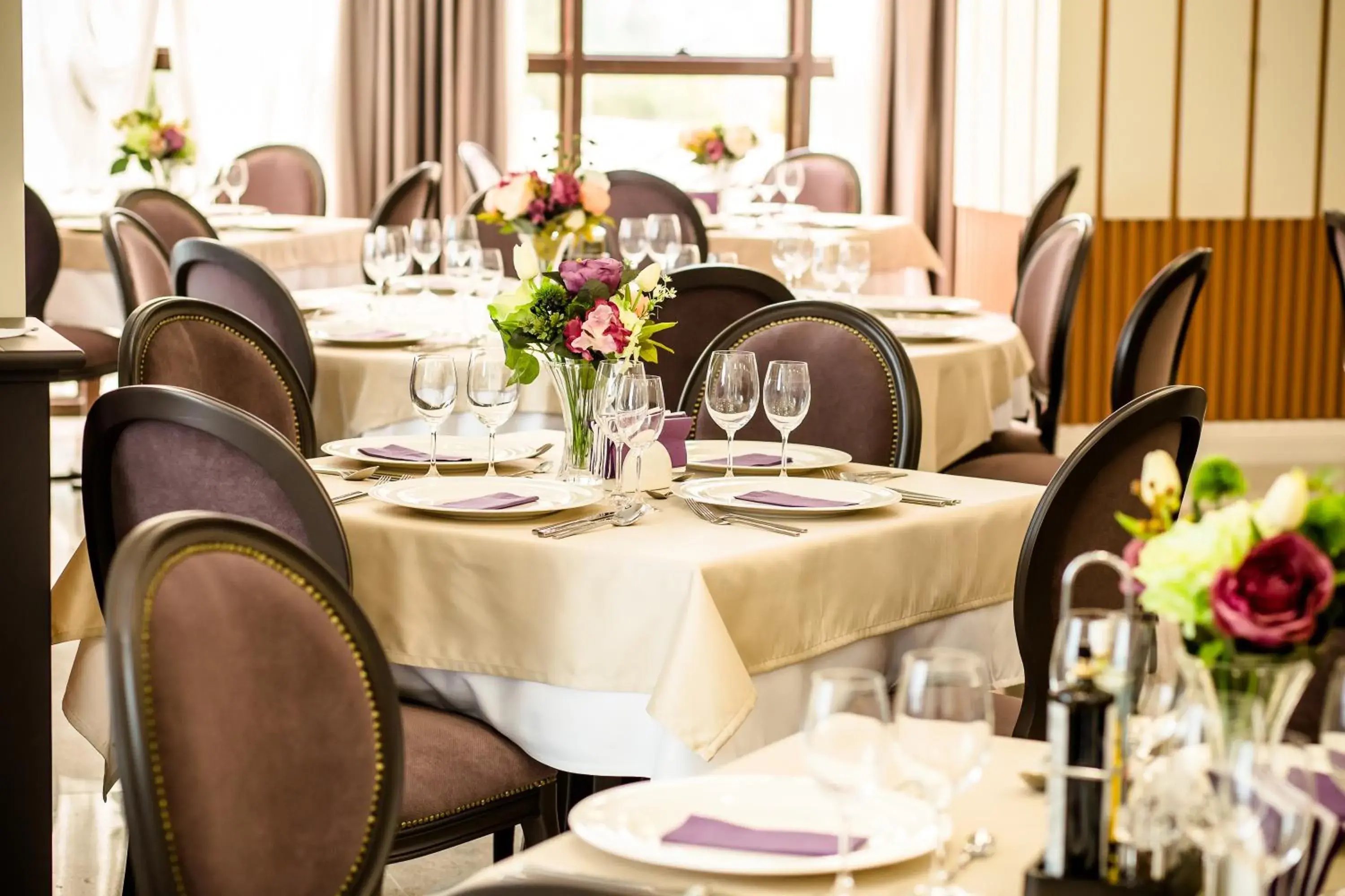 Restaurant/places to eat in HOTEL CARPAT INN Restaurant/places to eat in HOTEL CARPAT INN