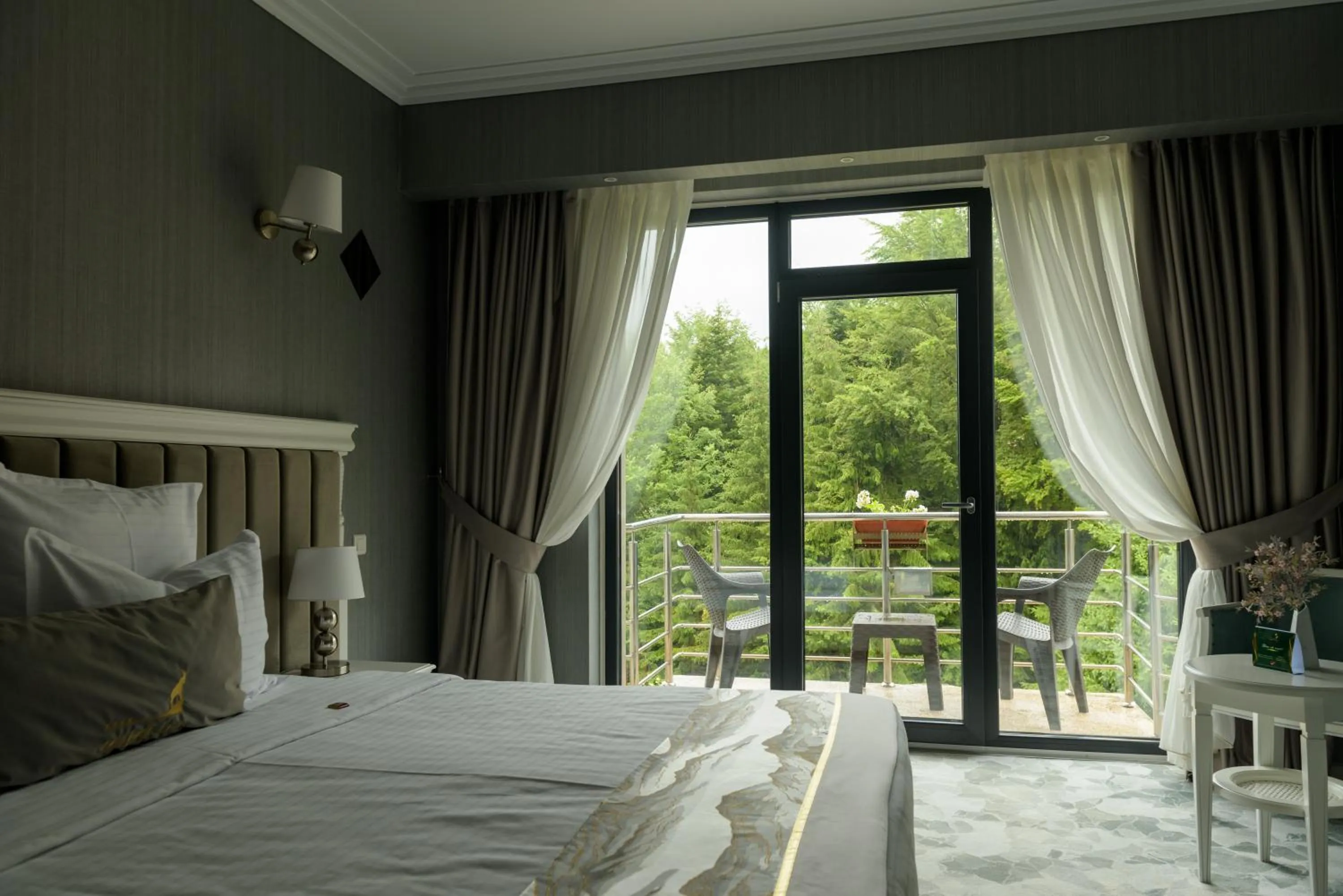 Bed in HOTEL CARPAT INN