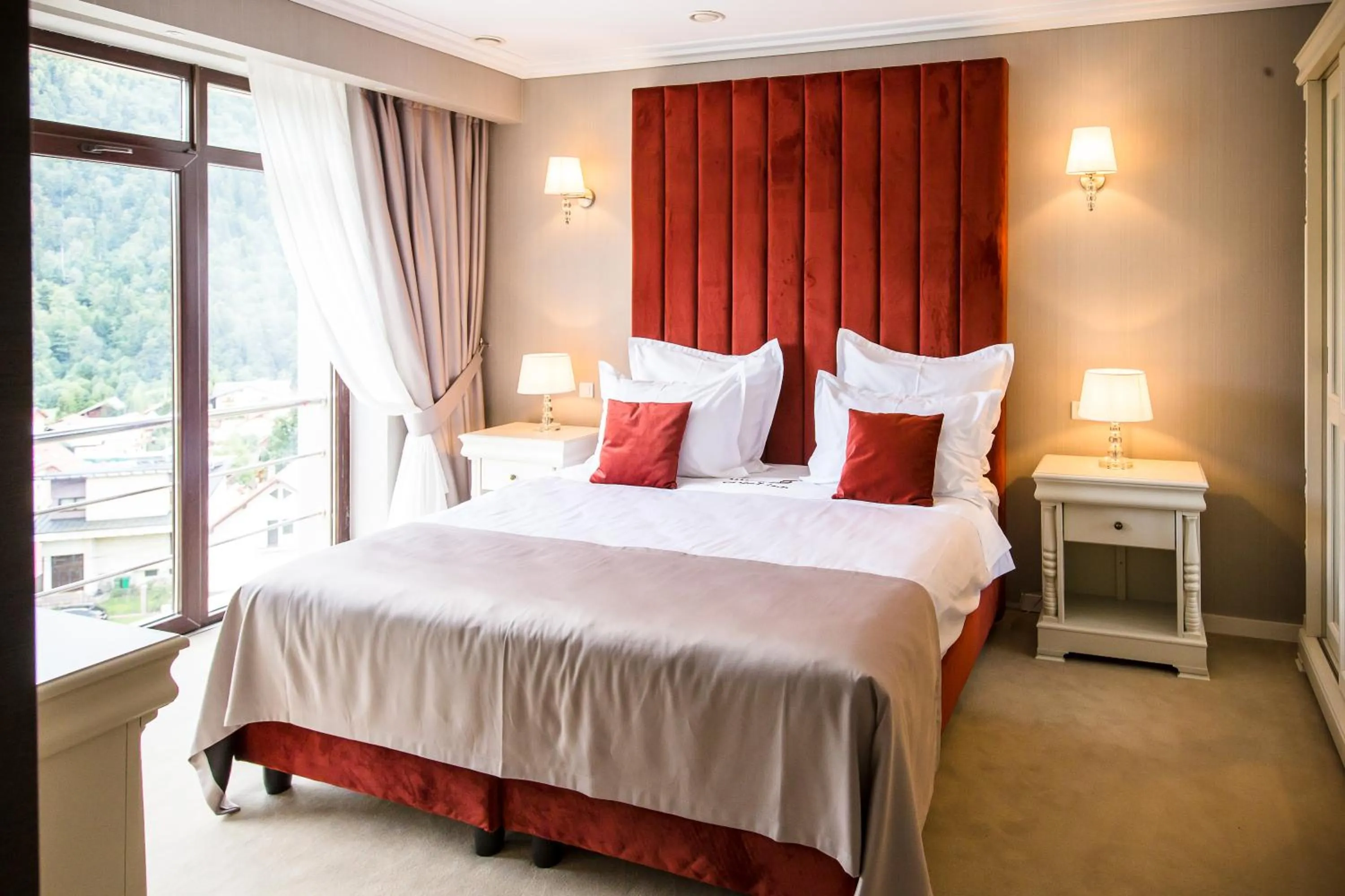 Bed in HOTEL CARPAT INN