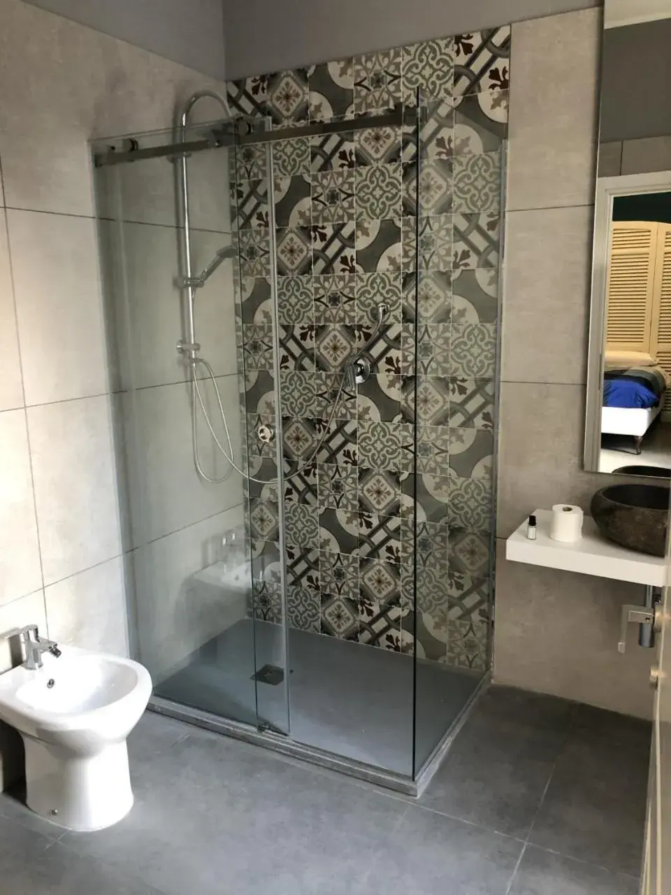 Shower in SUNSET BED AND BREAKFAST Shower in SUNSET BED AND BREAKFAST