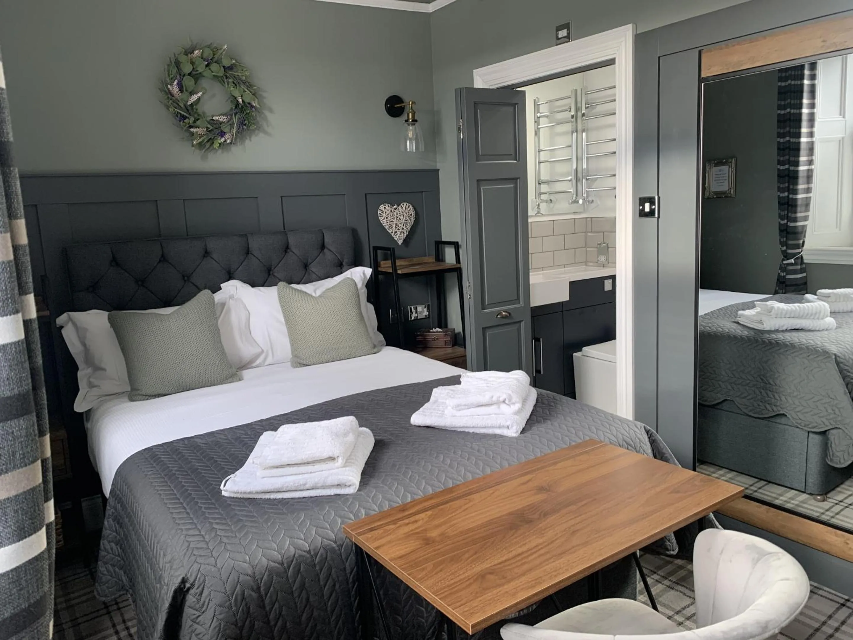 Double Room in Castle View Bed and Breakfast