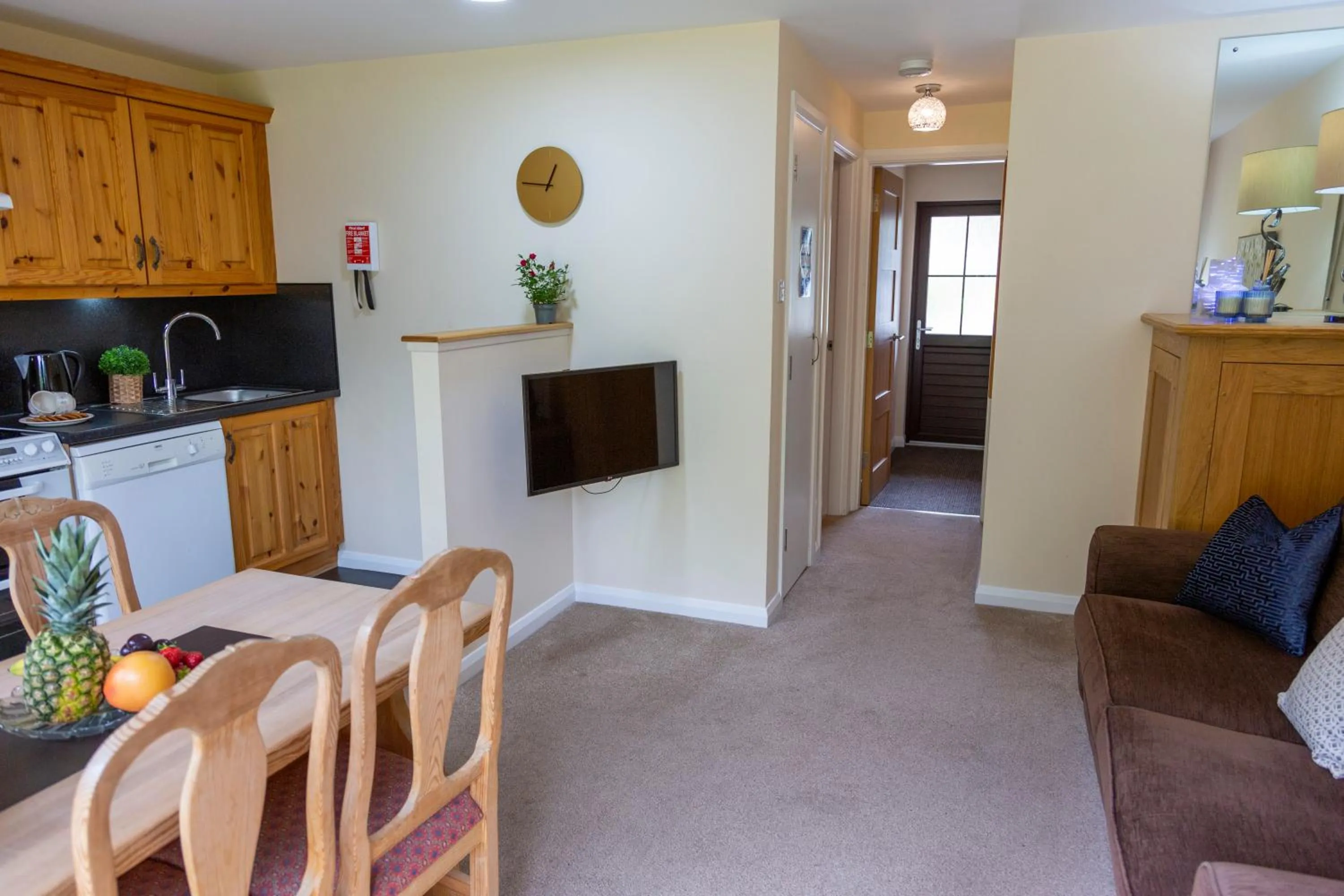 TV and multimedia in Scandinavian Village Ltd