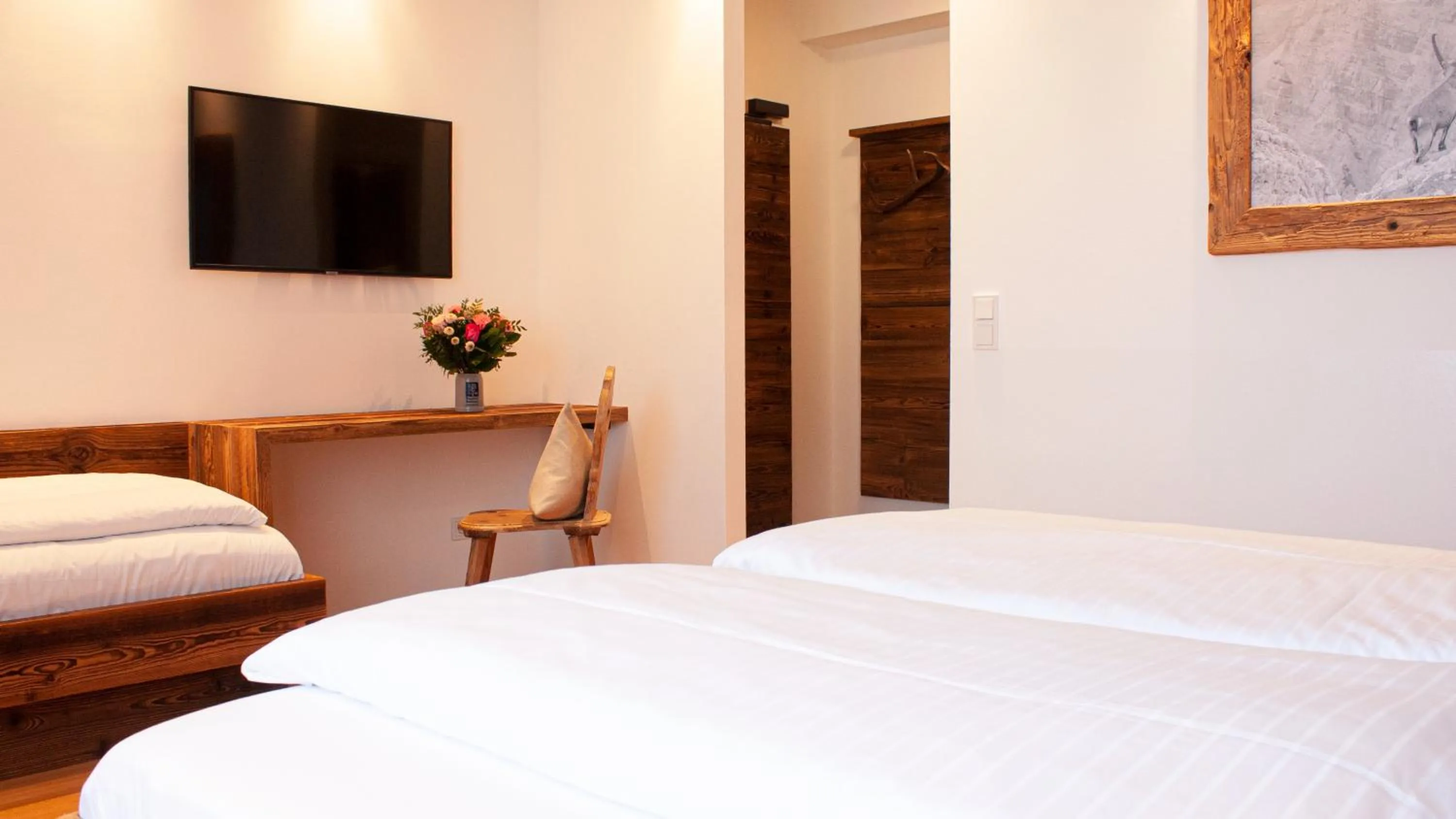 TV and multimedia, Bed in Hotel Almwirt