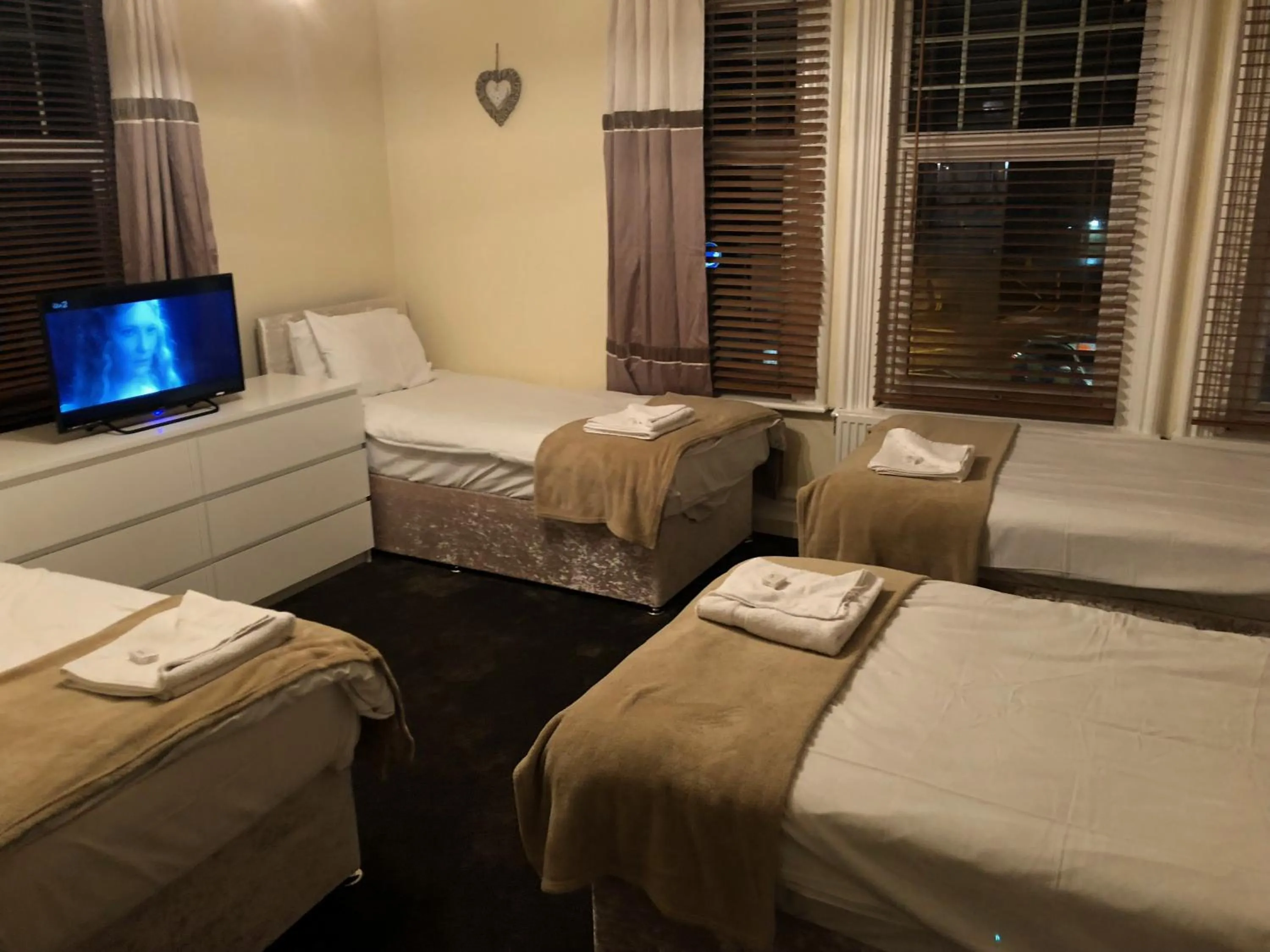 Bed in Station Inn