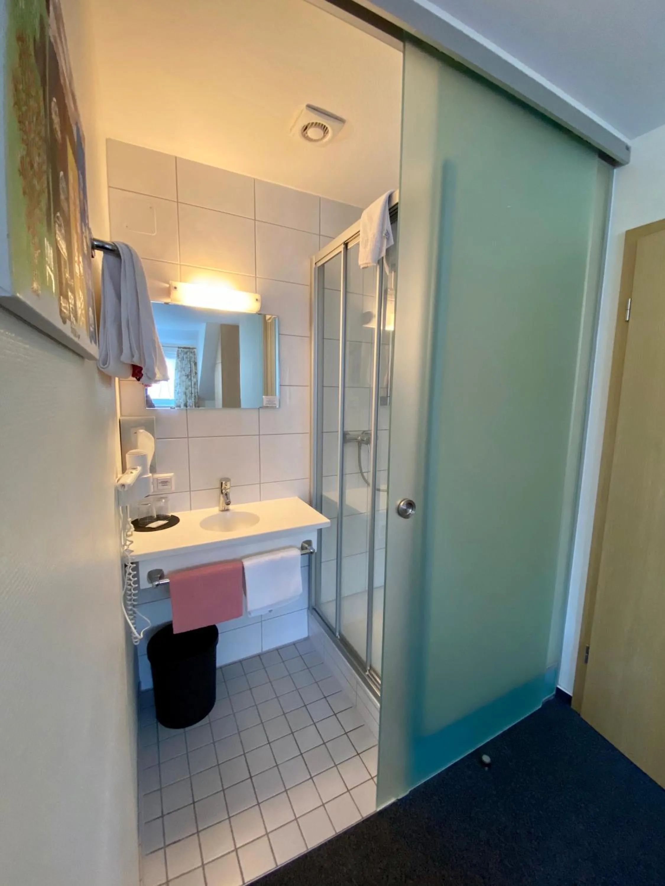 Bathroom in Schwarzwaldgasthaus Linde
