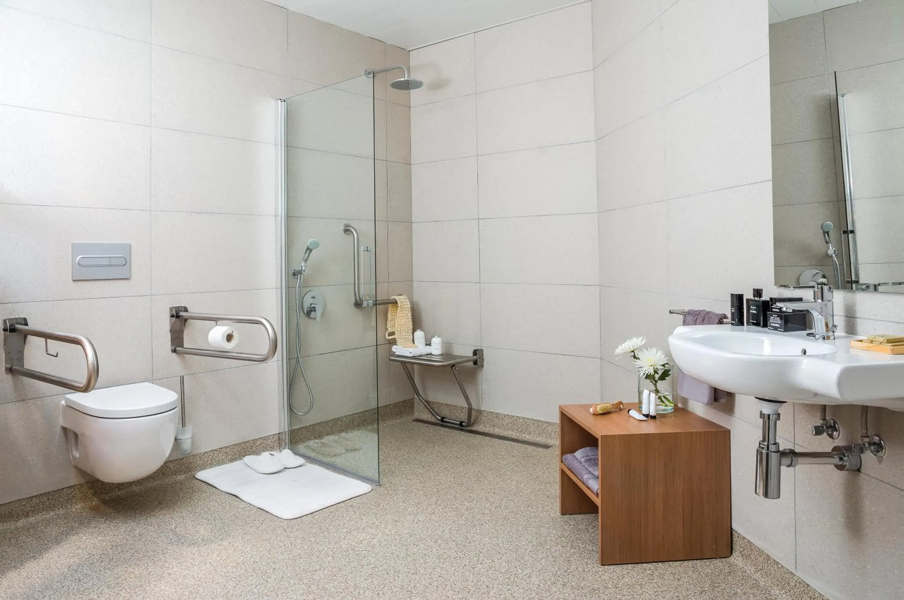 Bathroom in Eric Vökel Boutique Apartments - Atocha Suites