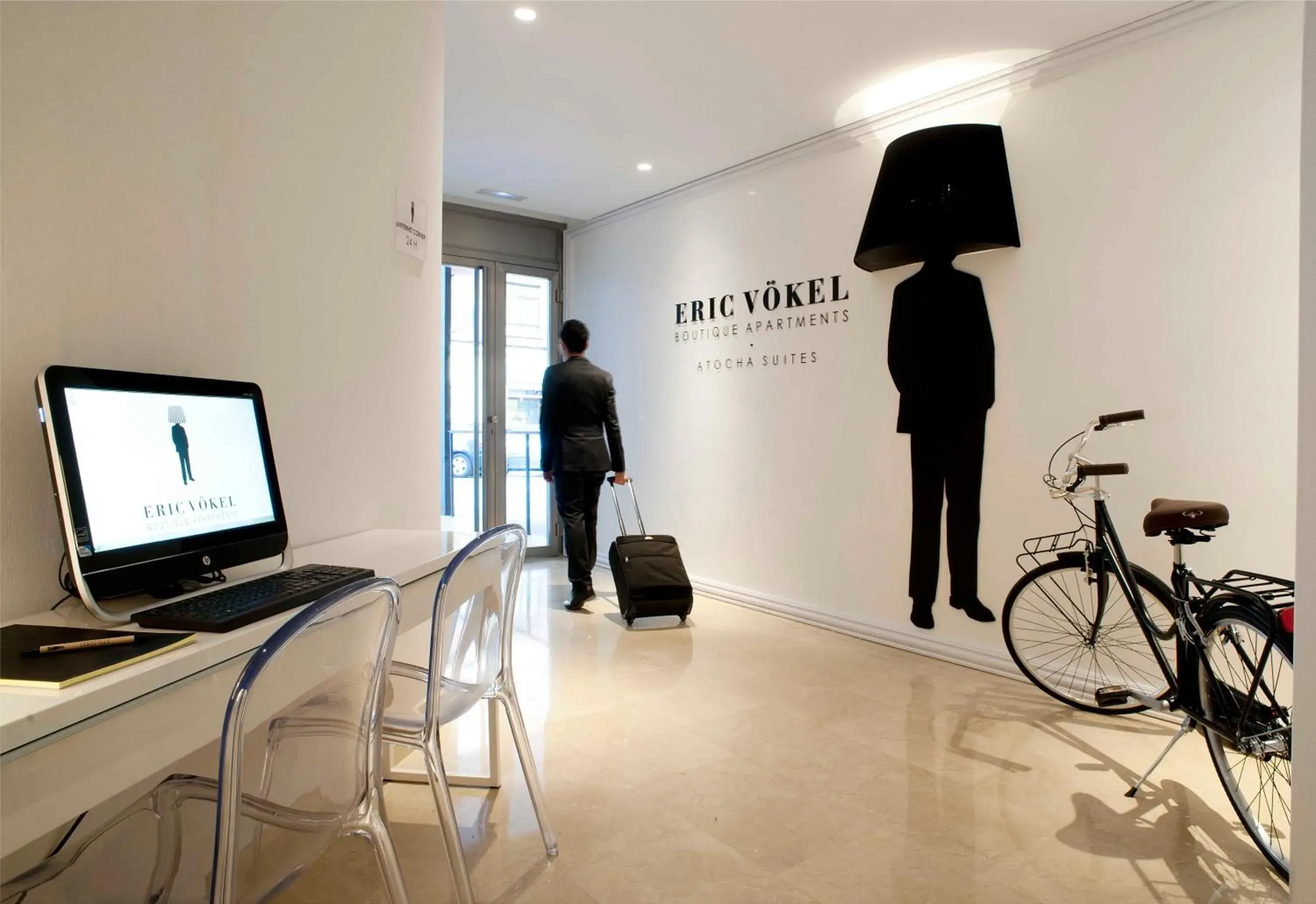 Lobby or reception in Eric Vökel Boutique Apartments - Atocha Suites