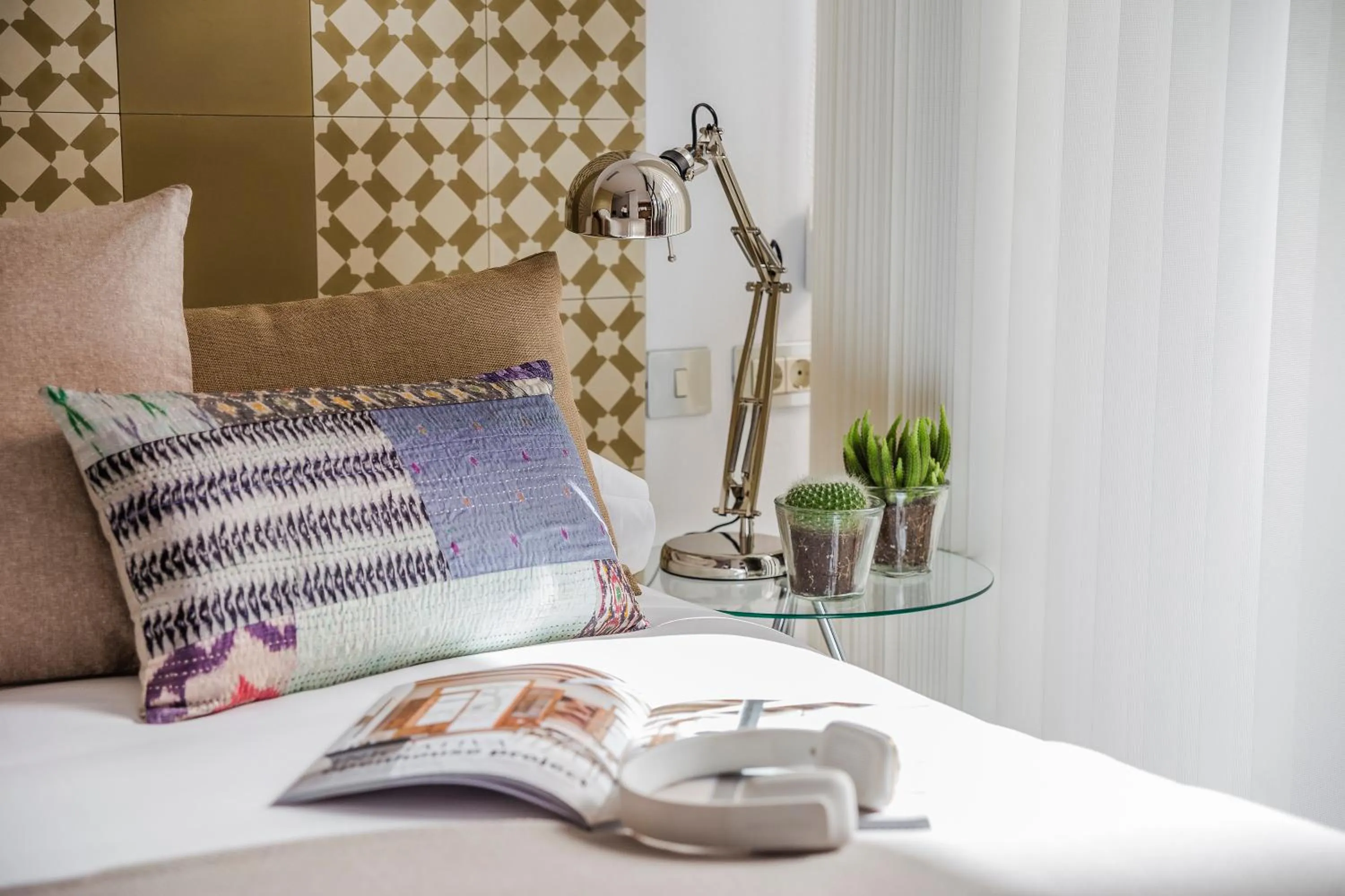 Bed in Eric Vökel Boutique Apartments - Atocha Suites