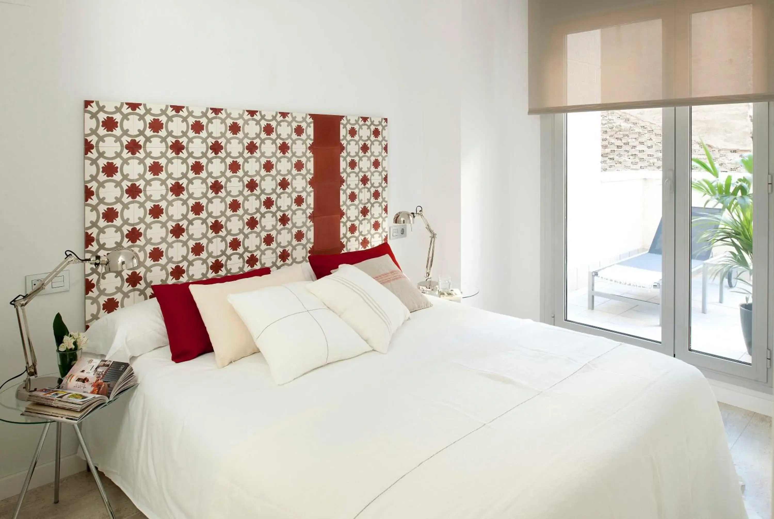 Photo of the whole room, Bed in Eric Vökel Boutique Apartments - Atocha Suites