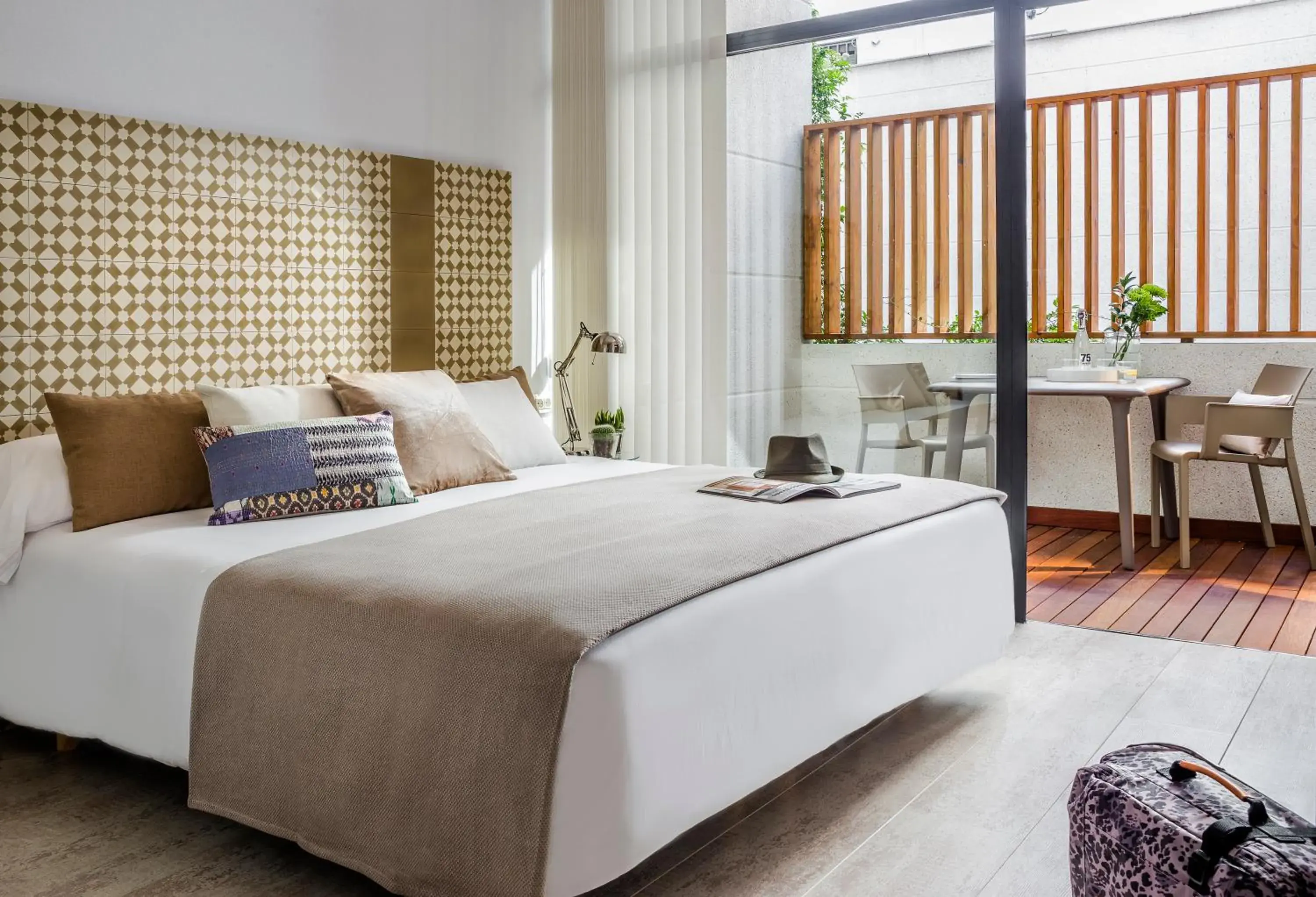 Bedroom, Bed in Eric Vökel Boutique Apartments - Atocha Suites