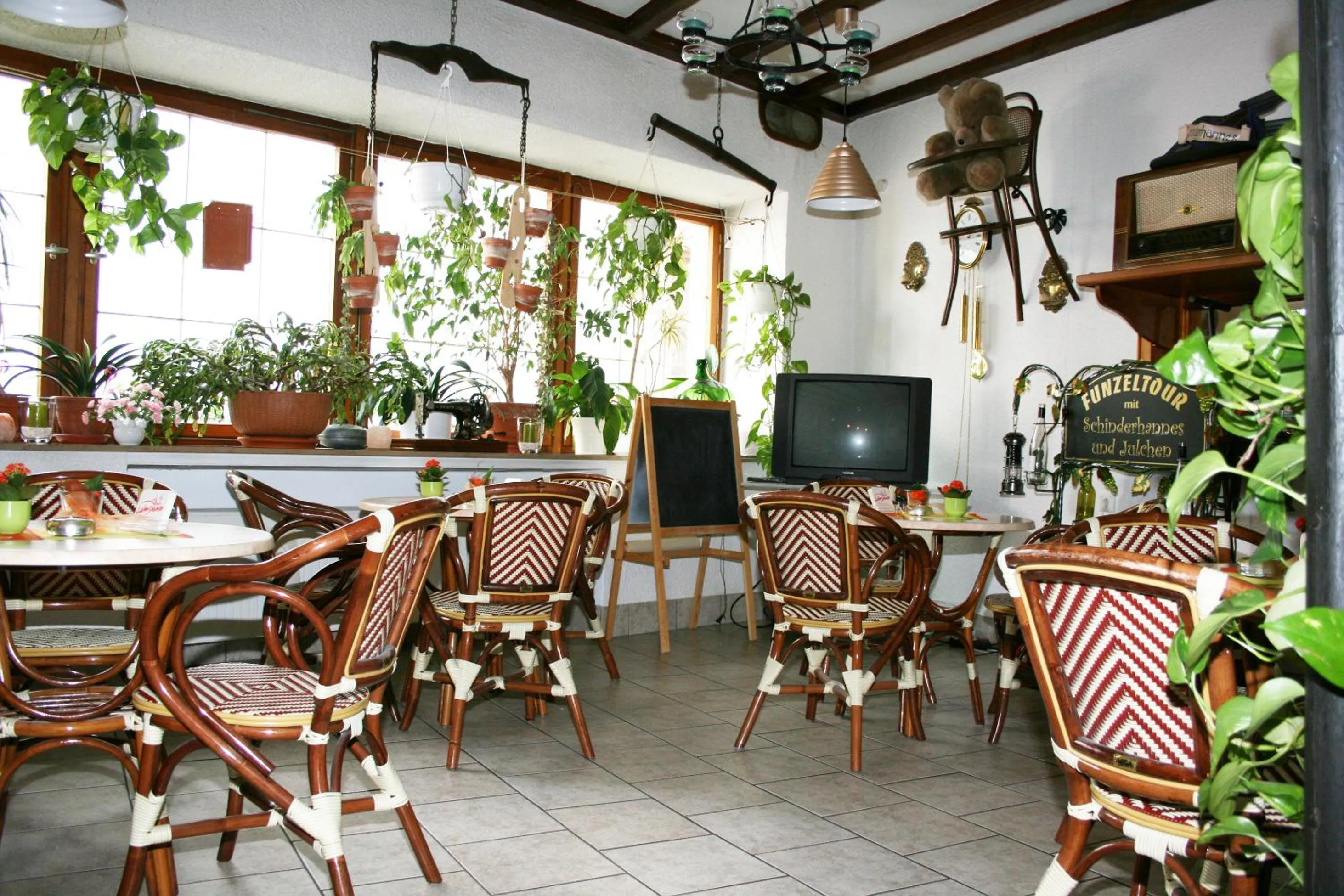 Pension bei Schinderhannes und Julchen