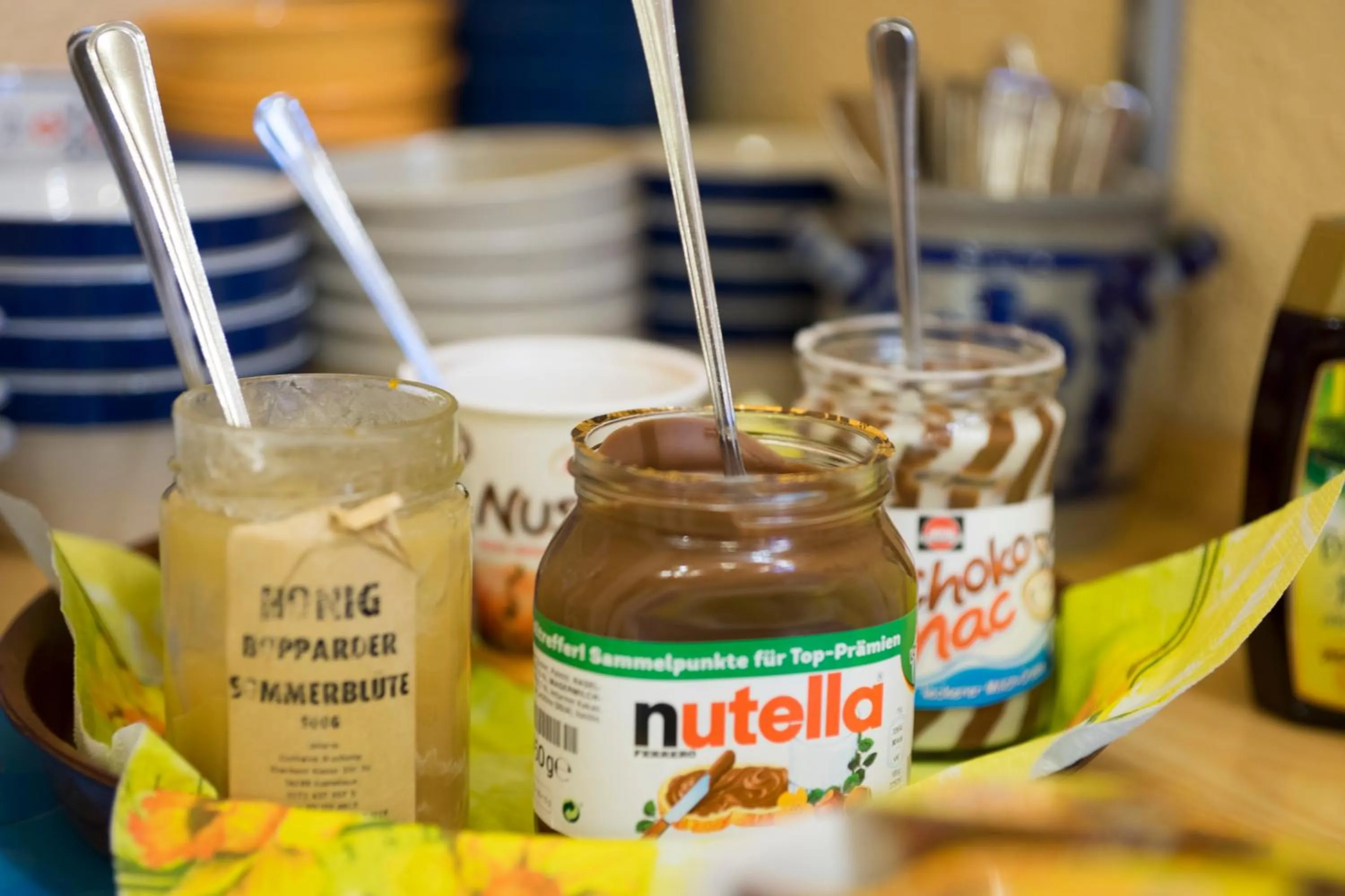 Breakfast in Pension bei Schinderhannes und Julchen