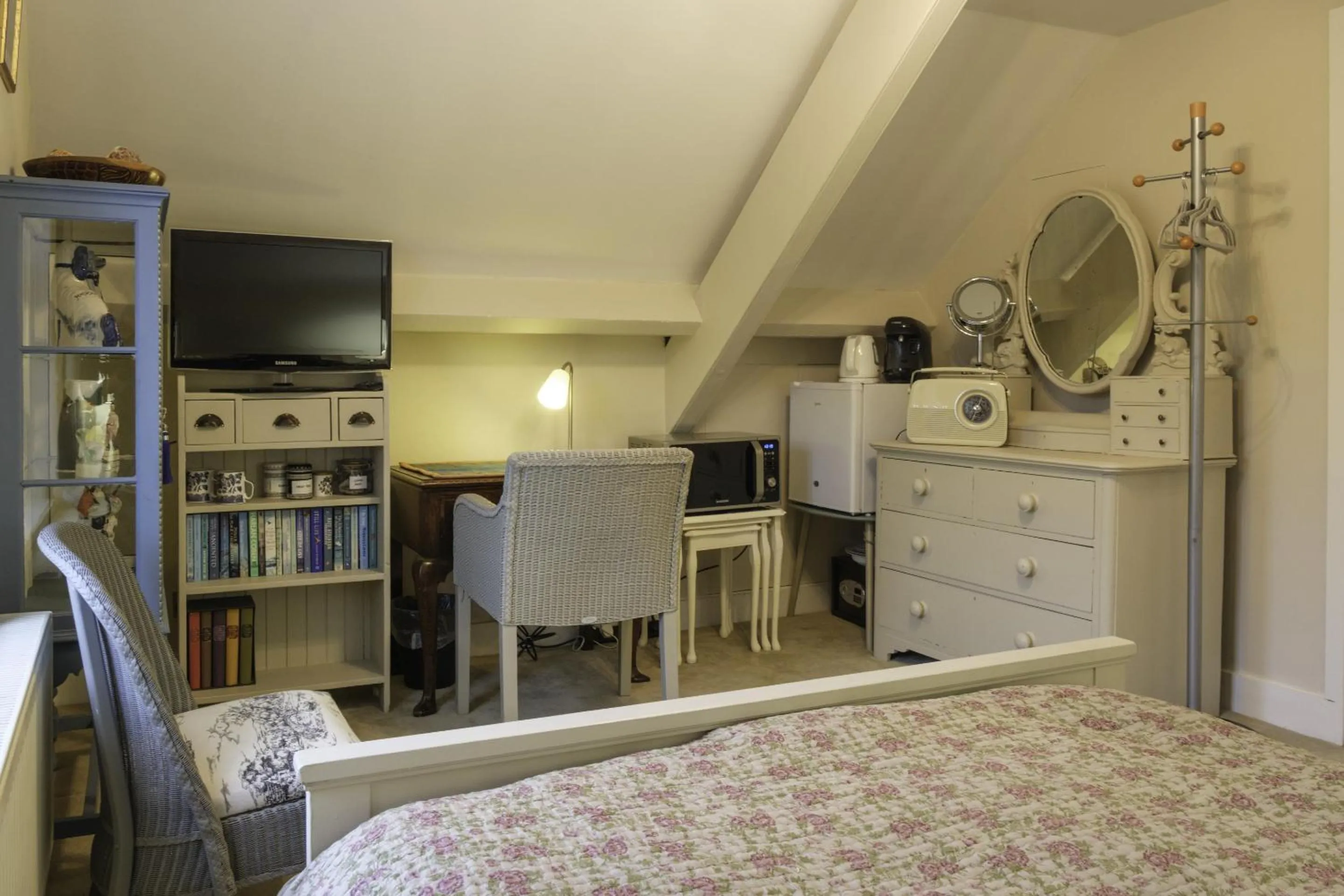 Bedroom, Bed in Turks Hall