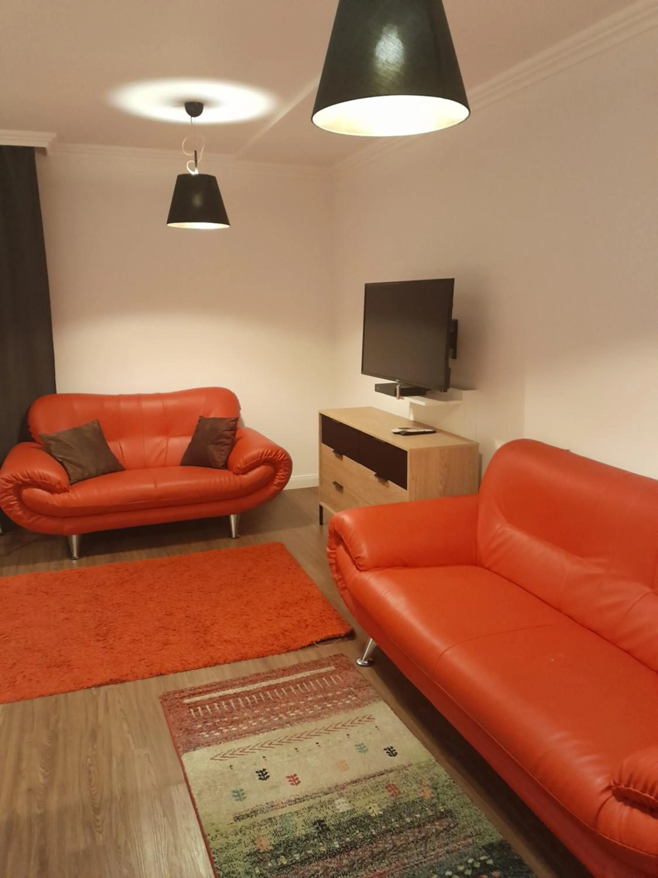 Seating area in Éjjeli Bagoly Étterem és Panzió