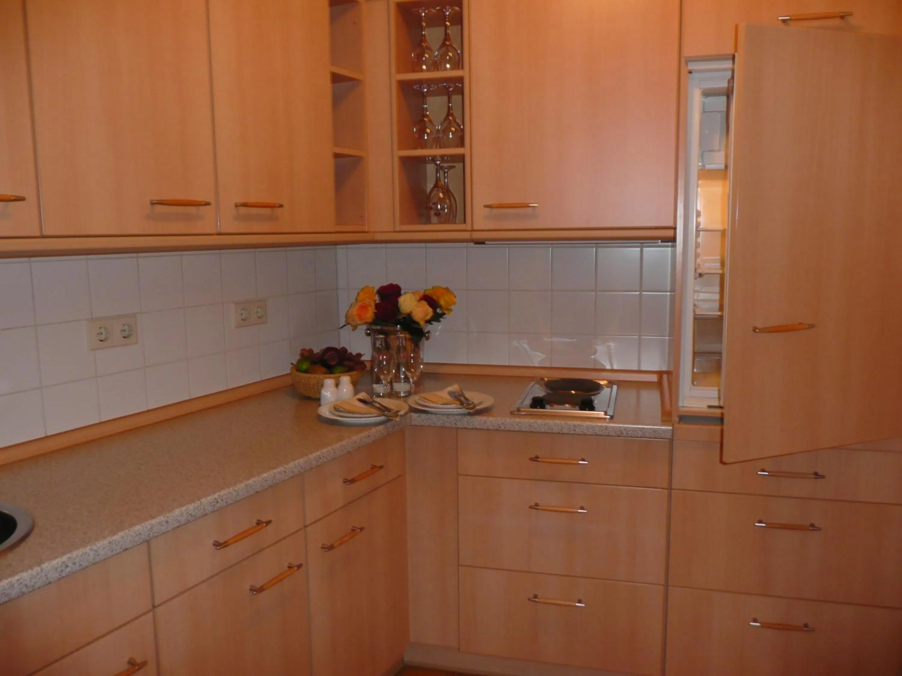 Kitchen or kitchenette, Kitchen/Kitchenette in Residenz Hotel am Festspielhaus